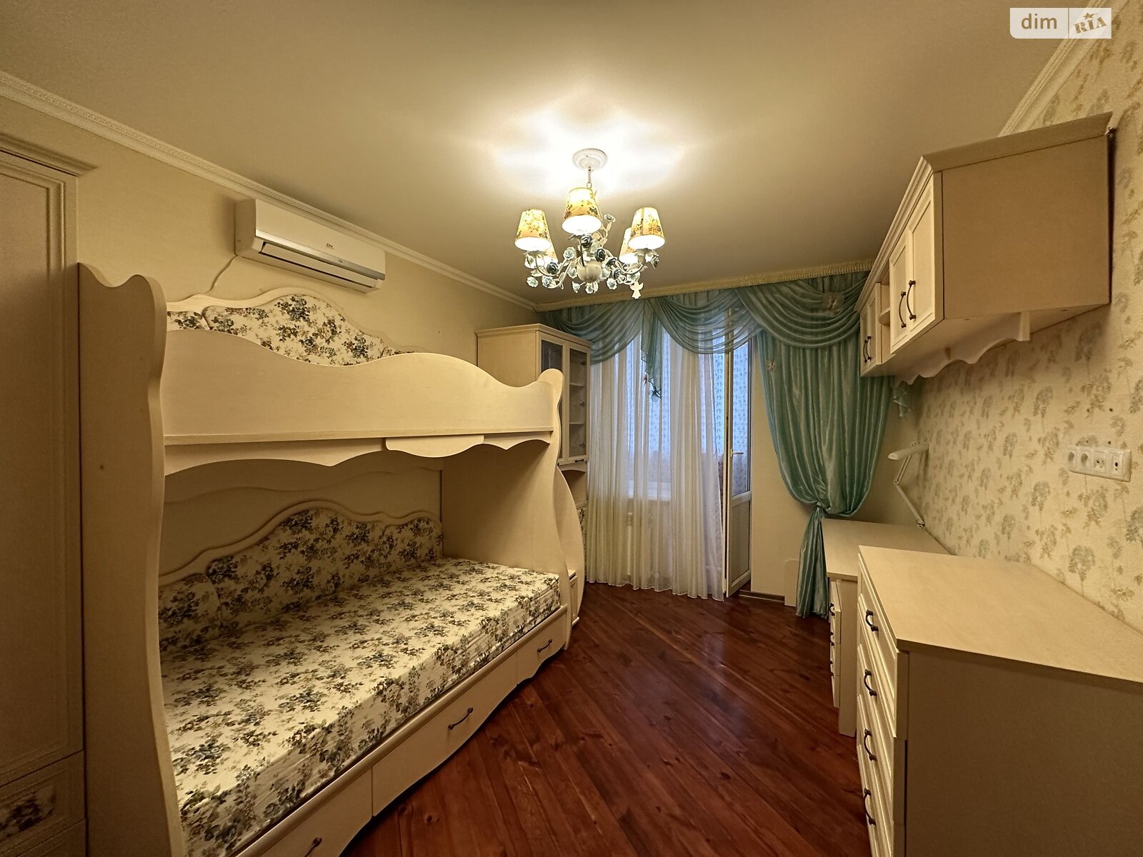 Продажа двухкомнатной квартиры в Николаеве, на ул. Архитектора Старова, район Центральный фото 1 Продажа двухкомнатной квартиры в Николаеве, на ул. Архитектора Старова, район Центральный фото 1