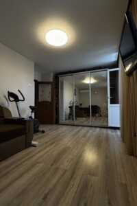 Продаж двокімнатної квартири в Миколаєві, на вул. Велика Морська 5А, район Центральний фото 2