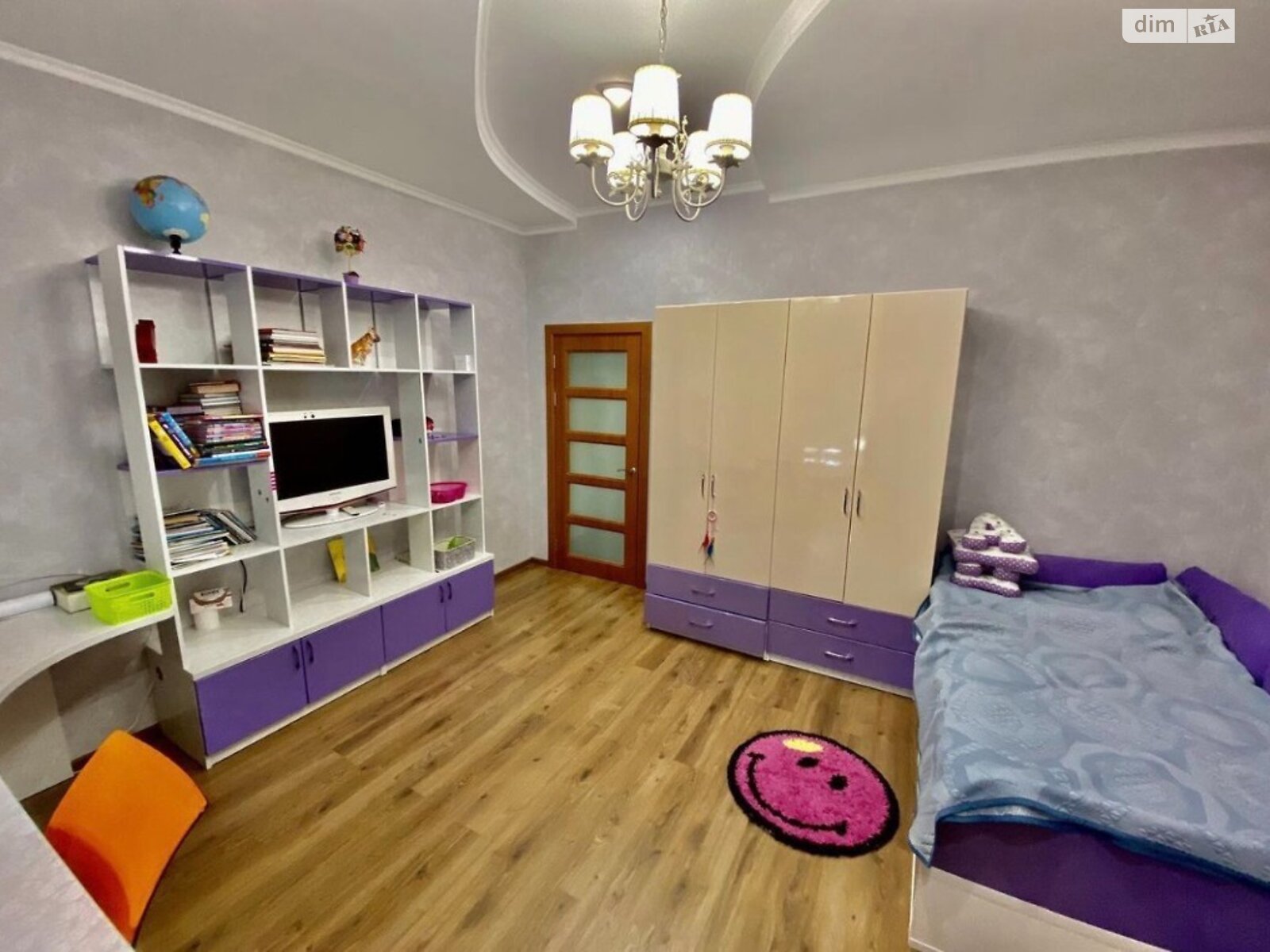 Продажа трехкомнатной квартиры в Николаеве, на ул. Чкалова (Центр), район Центральный фото 1