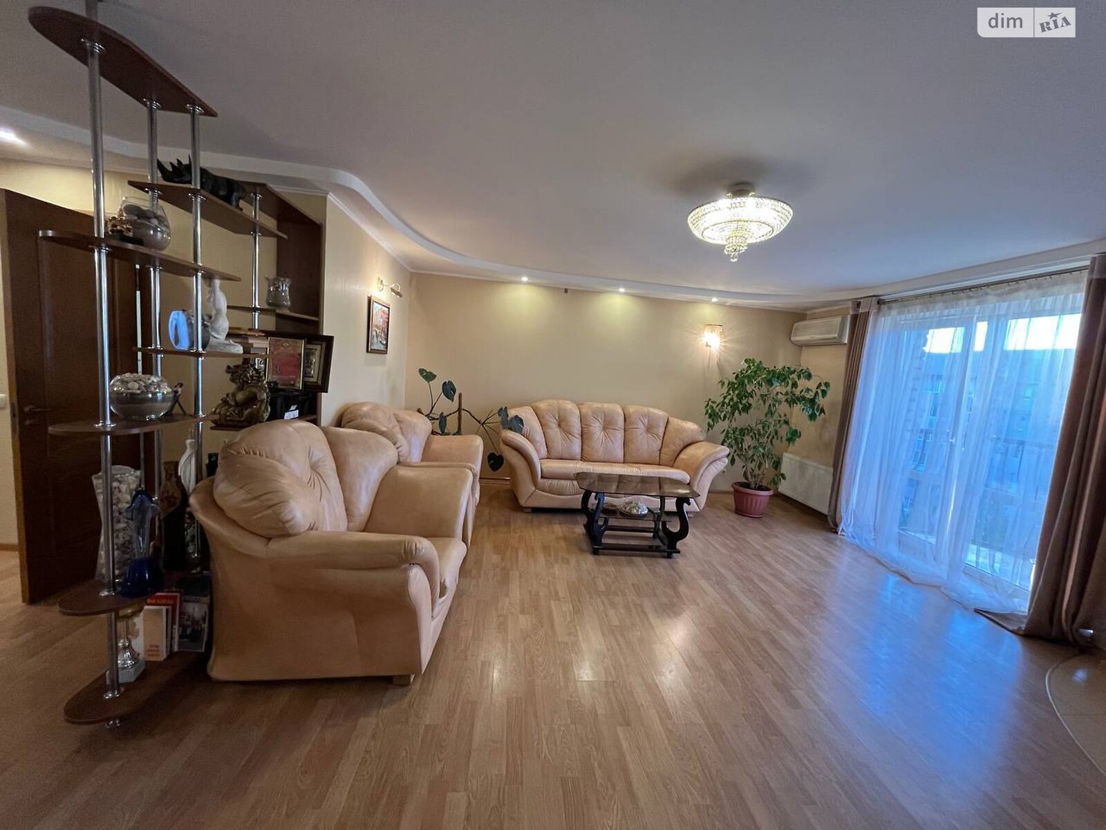Продажа трехкомнатной квартиры в Николаеве, на просп. Героев Украины 13В, кв. 135, район Центральный фото 1 Продажа трехкомнатной квартиры в Николаеве, на просп. Героев Украины 13В, кв. 135, район Центральный фото 1