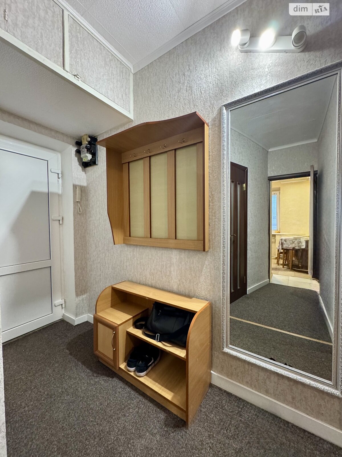 Продажа двухкомнатной квартиры в Николаеве, на просп. Героев Украины 6, кв. 66, район Центральный фото 1 Продажа двухкомнатной квартиры в Николаеве, на просп. Героев Украины 6, кв. 66, район Центральный фото 1