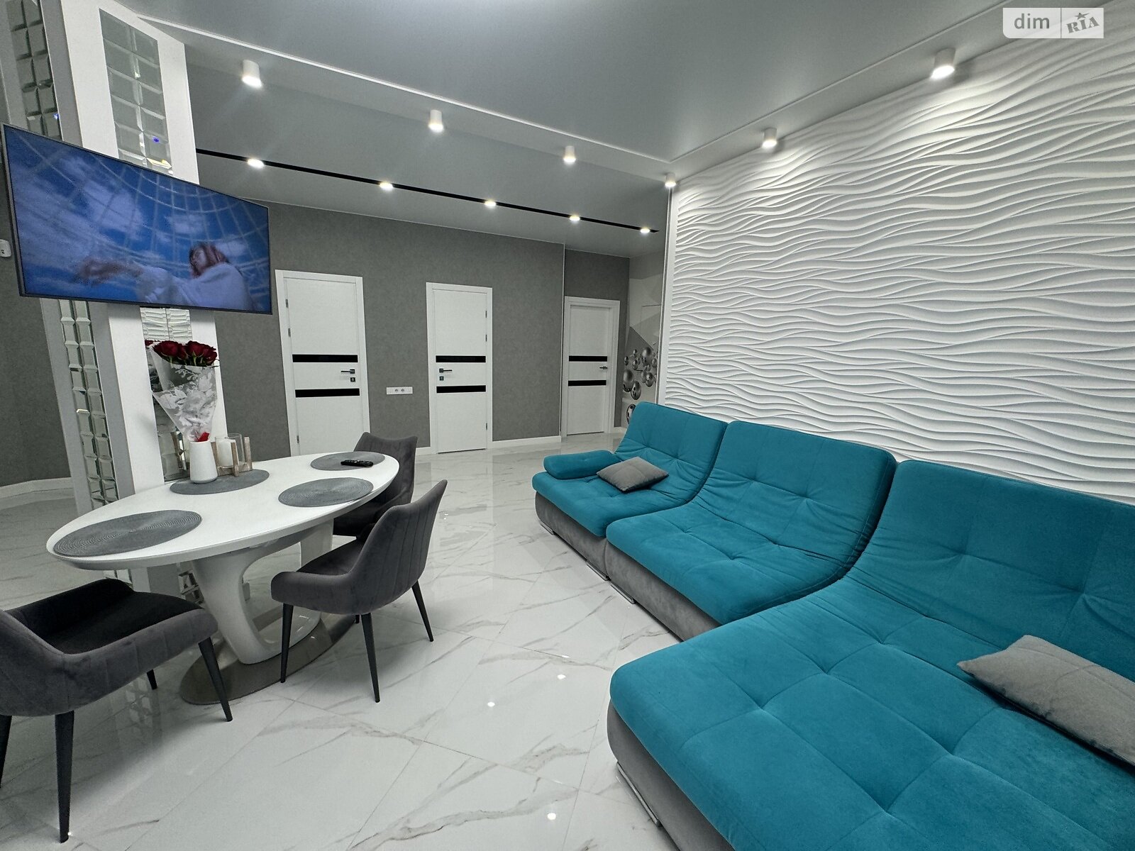 Продажа двухкомнатной квартиры в Николаеве, на просп. Героев Украины, район Центральный фото 1 Продажа двухкомнатной квартиры в Николаеве, на просп. Героев Украины, район Центральный фото 1