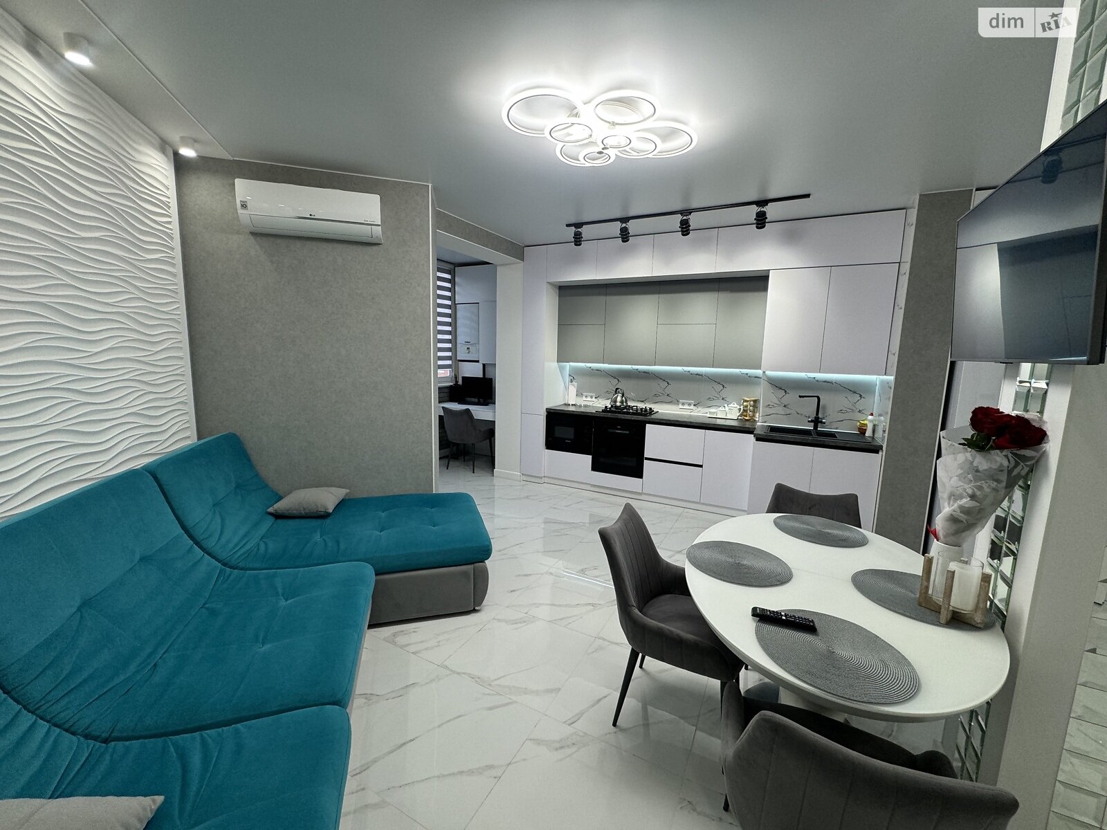 Продажа двухкомнатной квартиры в Николаеве, на просп. Героев Украины, район Центральный фото 1 Продажа двухкомнатной квартиры в Николаеве, на просп. Героев Украины, район Центральный фото 1