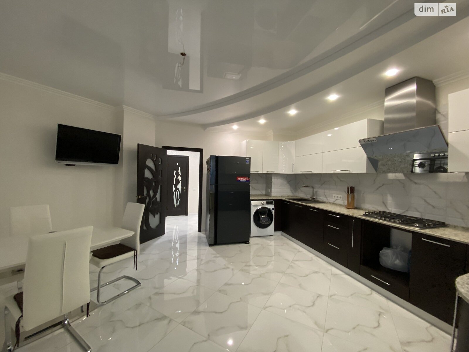 Продажа двухкомнатной квартиры в Николаеве, на просп. Героев Украины, район Центральный фото 1 Продажа двухкомнатной квартиры в Николаеве, на просп. Героев Украины, район Центральный фото 1