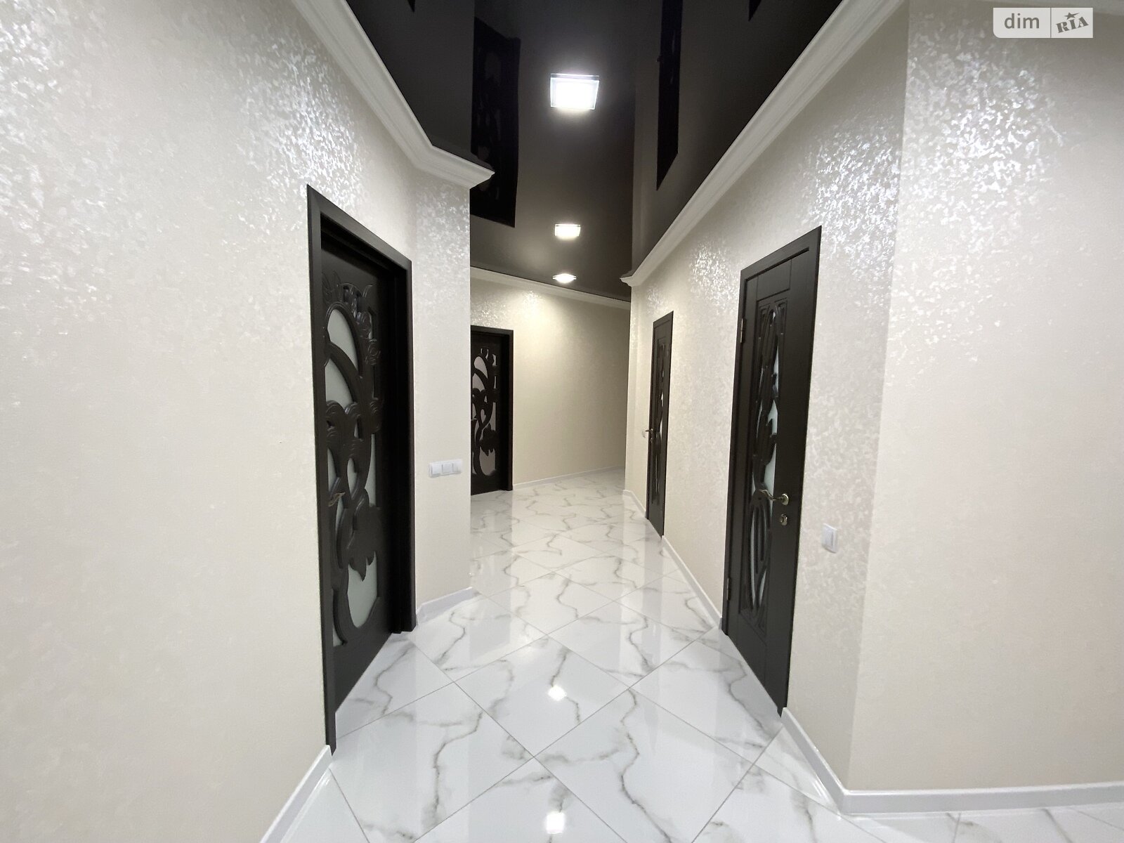 Продажа двухкомнатной квартиры в Николаеве, на просп. Героев Украины, район Центральный фото 1 Продажа двухкомнатной квартиры в Николаеве, на просп. Героев Украины, район Центральный фото 1