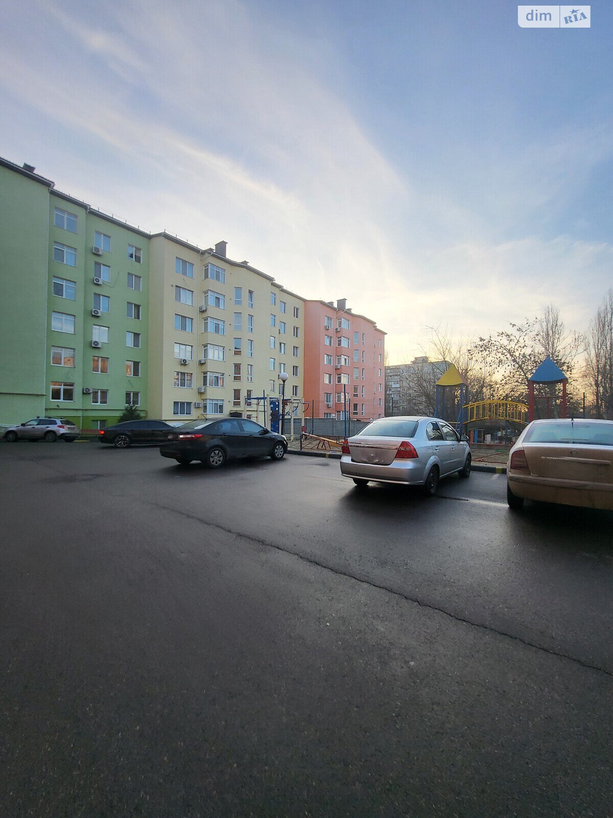 Продаж трикімнатної квартири в Миколаєві, на вул. Ігора Бедзая 118В, район Центральний фото 1 Продаж трикімнатної квартири в Миколаєві, на вул. Ігора Бедзая 118В, район Центральний фото 1