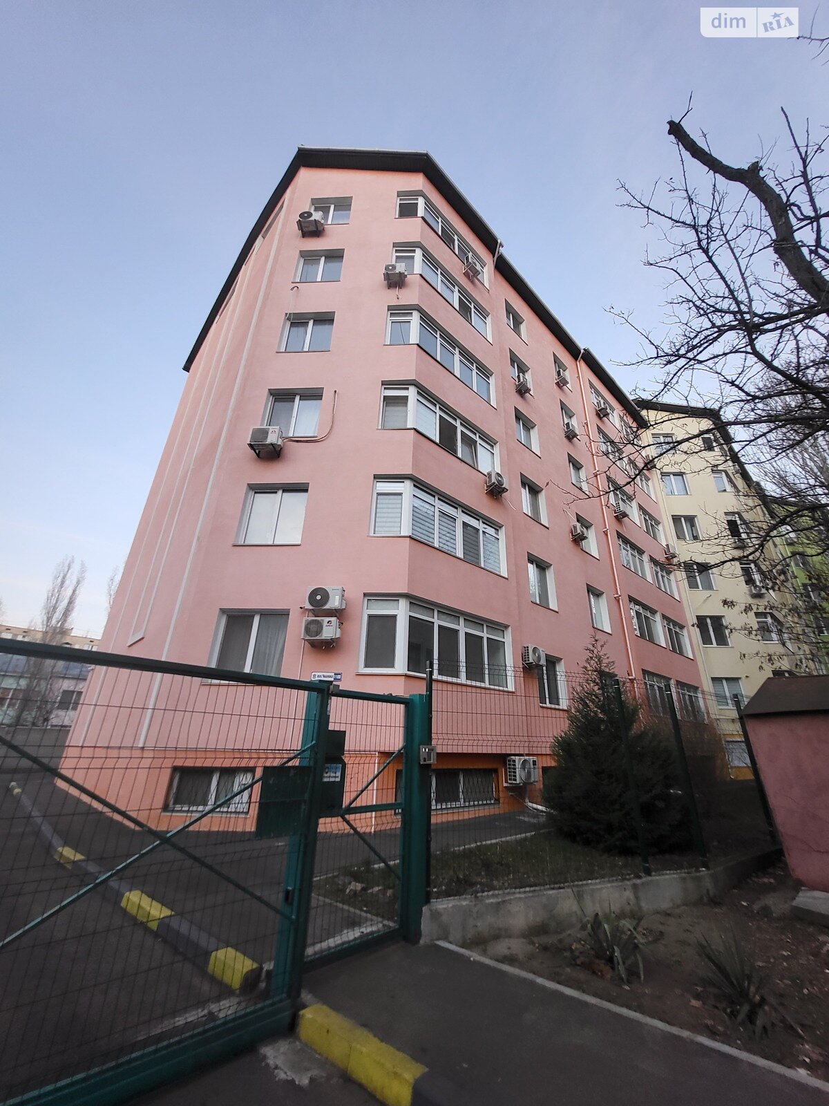 Продаж трикімнатної квартири в Миколаєві, на вул. Ігора Бедзая 118В, район Центральний фото 1 Продаж трикімнатної квартири в Миколаєві, на вул. Ігора Бедзая 118В, район Центральний фото 1