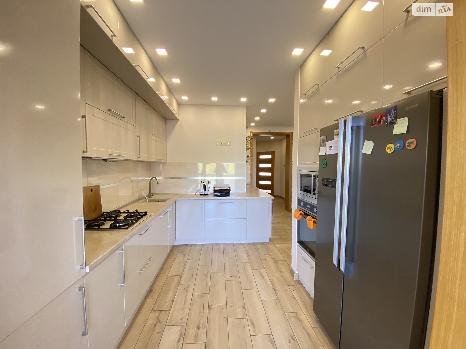 Продажа трехкомнатной квартиры в Николаеве, на ул. Игоря Бедзая, район Центральный фото 1 Продажа трехкомнатной квартиры в Николаеве, на ул. Игоря Бедзая, район Центральный фото 1