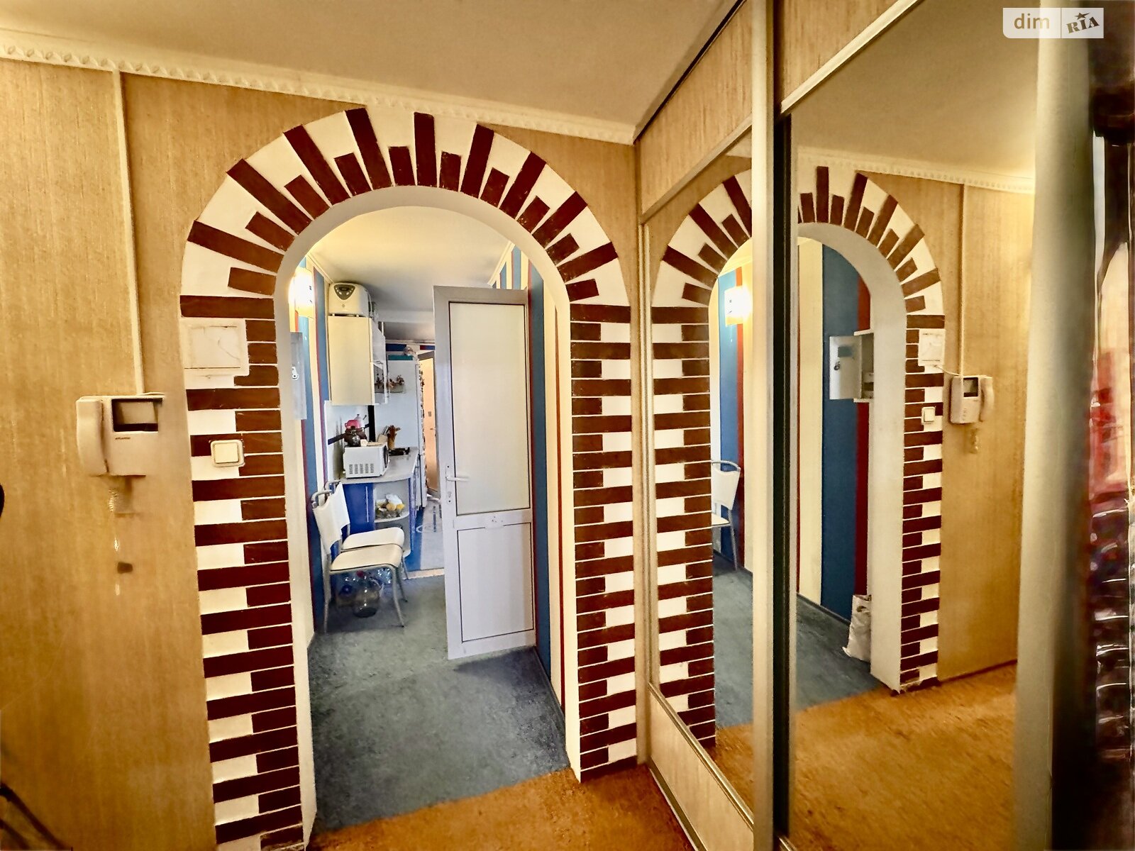 Продаж двокімнатної квартири в Миколаєві, на вул. Ігора Бедзая, район Центральний фото 1