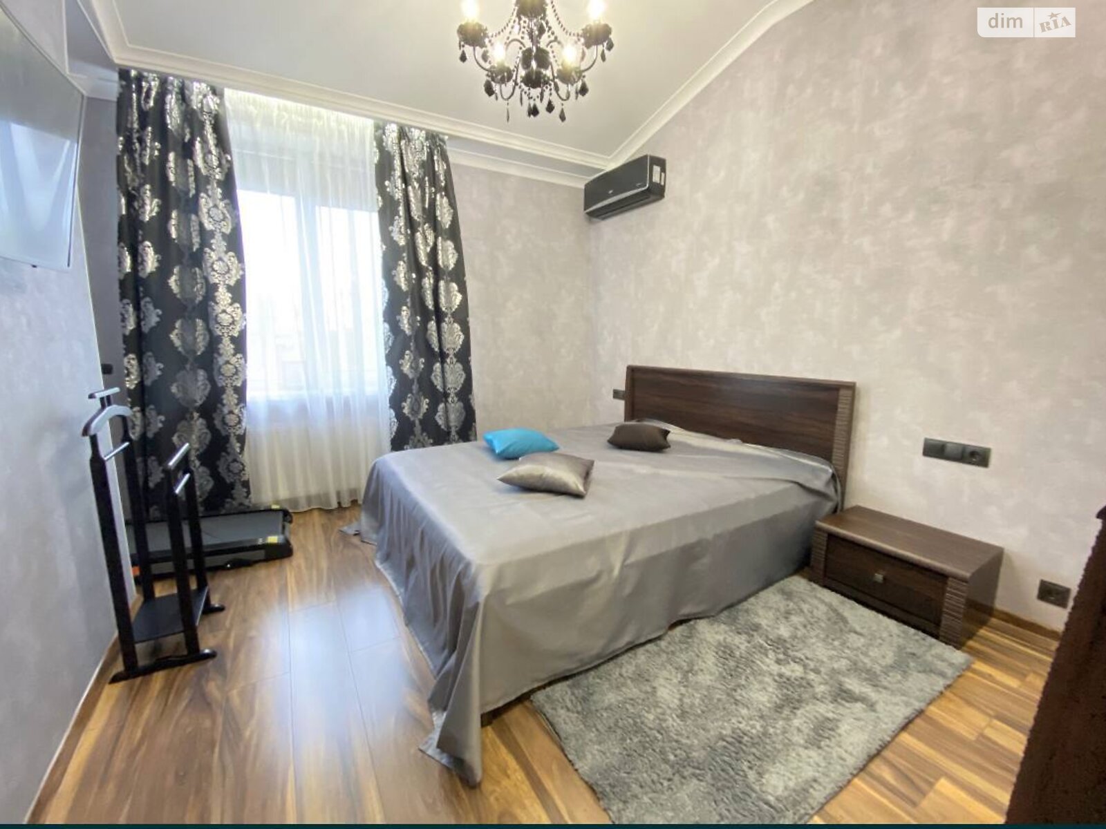 Продажа трехкомнатной квартиры в Николаеве, на ул. Кузнецкая, район Центральный фото 1