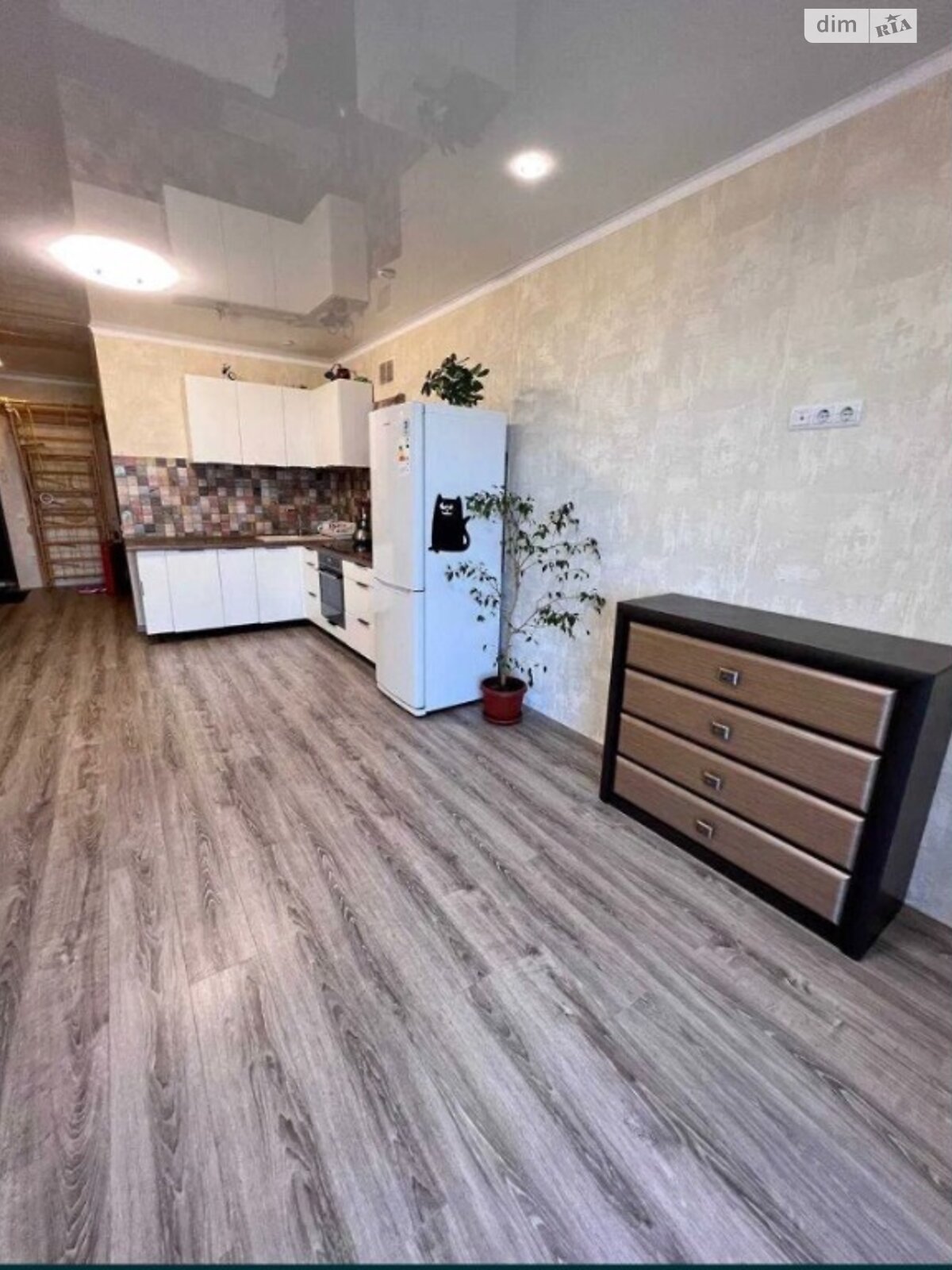 Продаж двокімнатної квартири в Миколаєві, на вул. Мостобудівників 18, район Центральний фото 1 Продаж двокімнатної квартири в Миколаєві, на вул. Мостобудівників 18, район Центральний фото 1