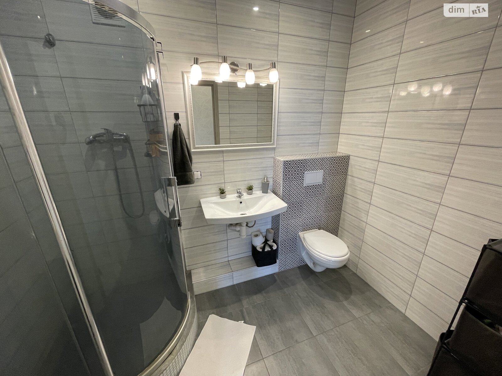 Продажа двухкомнатной квартиры в Николаеве, на ул. Мостостроителей 18, район Центральный фото 1 Продажа двухкомнатной квартиры в Николаеве, на ул. Мостостроителей 18, район Центральный фото 1