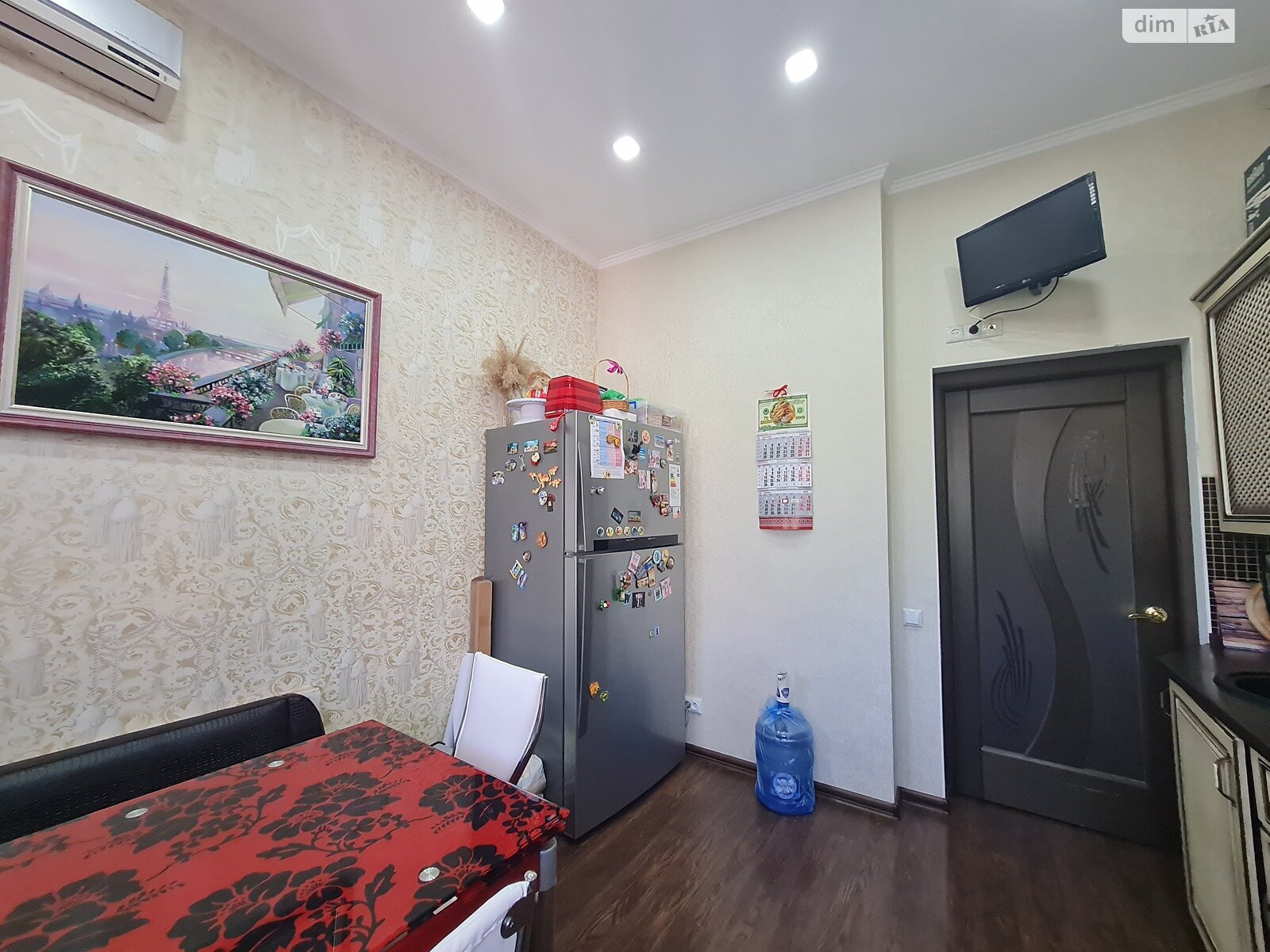 Продаж чотирикімнатної квартири в Миколаєві, на вул. Марка Кропивницького, район Центральний фото 1 Продаж чотирикімнатної квартири в Миколаєві, на вул. Марка Кропивницького, район Центральний фото 1