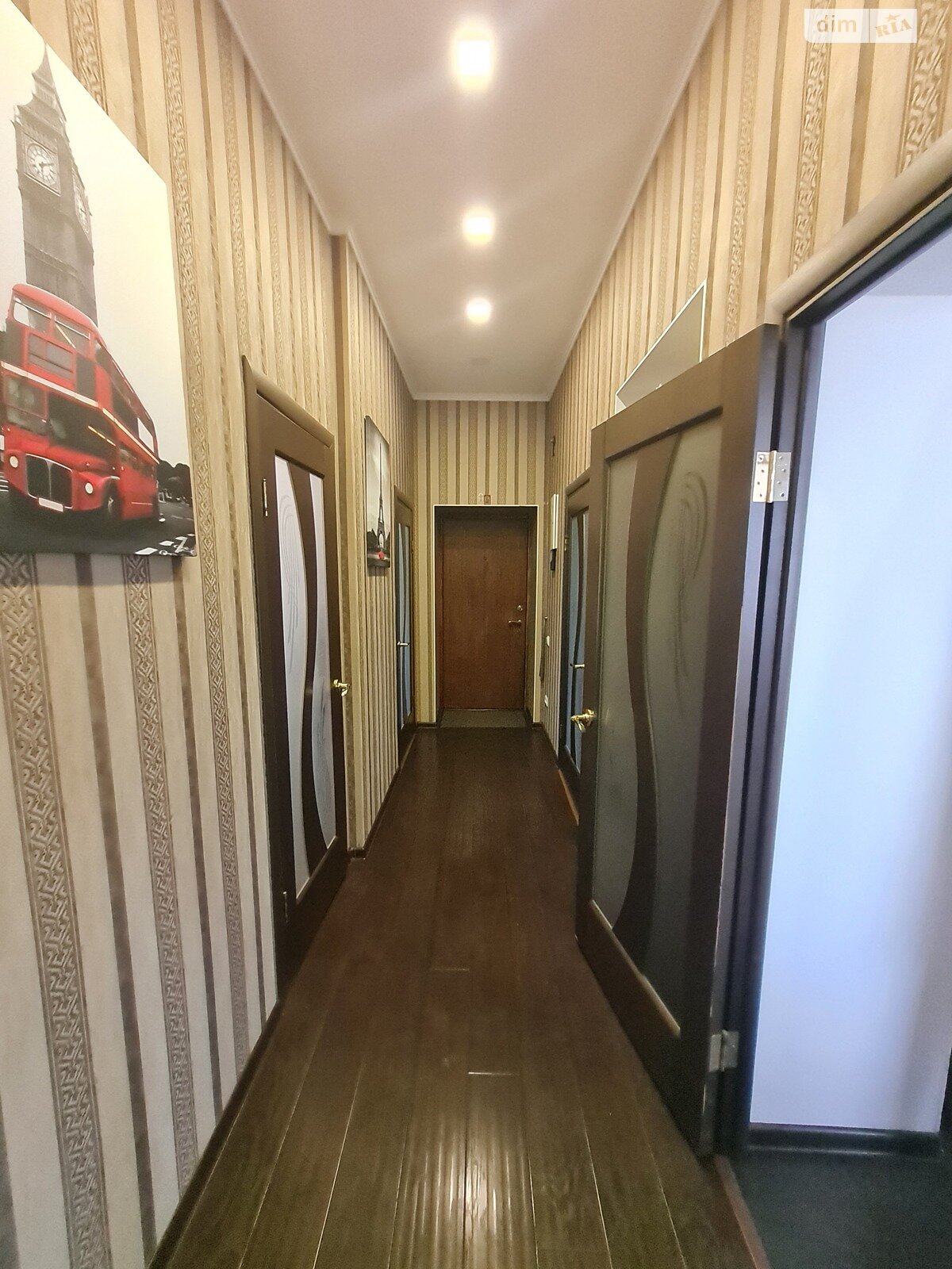 Продаж чотирикімнатної квартири в Миколаєві, на вул. Марка Кропивницького, район Центральний фото 1 Продаж чотирикімнатної квартири в Миколаєві, на вул. Марка Кропивницького, район Центральний фото 1