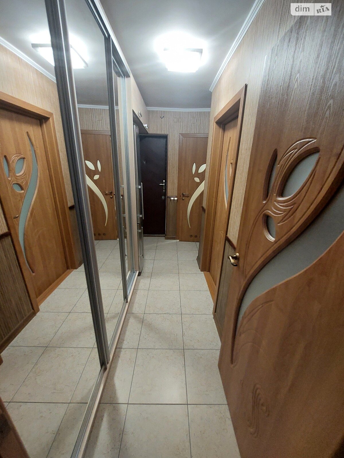 Продажа двухкомнатной квартиры в Николаеве, на ул. Шнеерсона 4, район Центральный фото 1 Продажа двухкомнатной квартиры в Николаеве, на ул. Шнеерсона 4, район Центральный фото 1