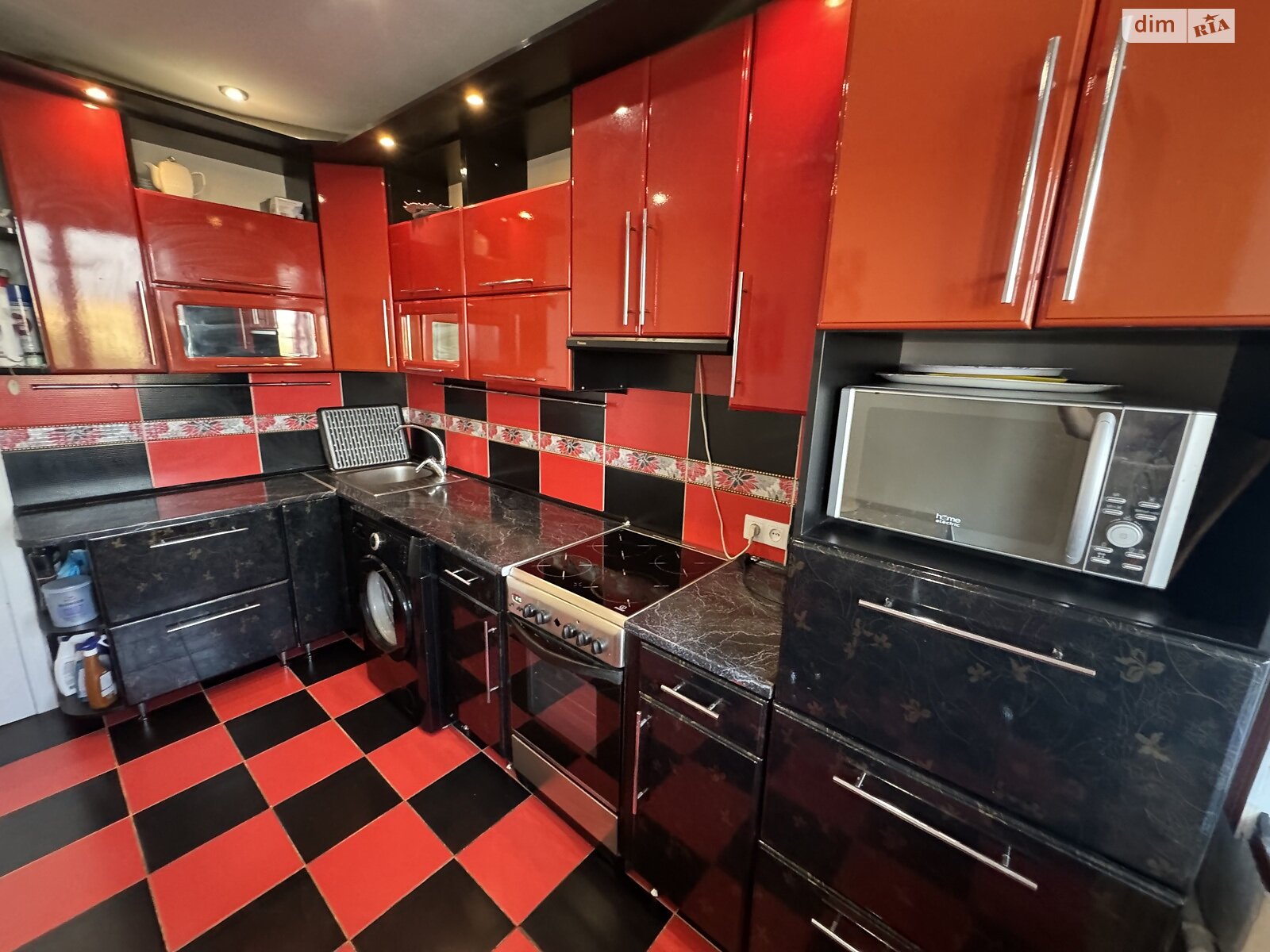 Продажа трехкомнатной квартиры в Николаеве, на ул. Соборная 9, район Центральный фото 1 Продажа трехкомнатной квартиры в Николаеве, на ул. Соборная 9, район Центральный фото 1