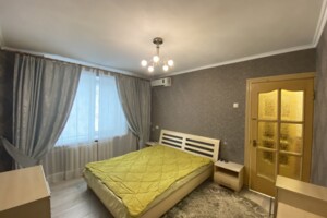 Продаж двокімнатної квартири в Миколаєві, на просп. Центральний 177А, район Центральний фото 2