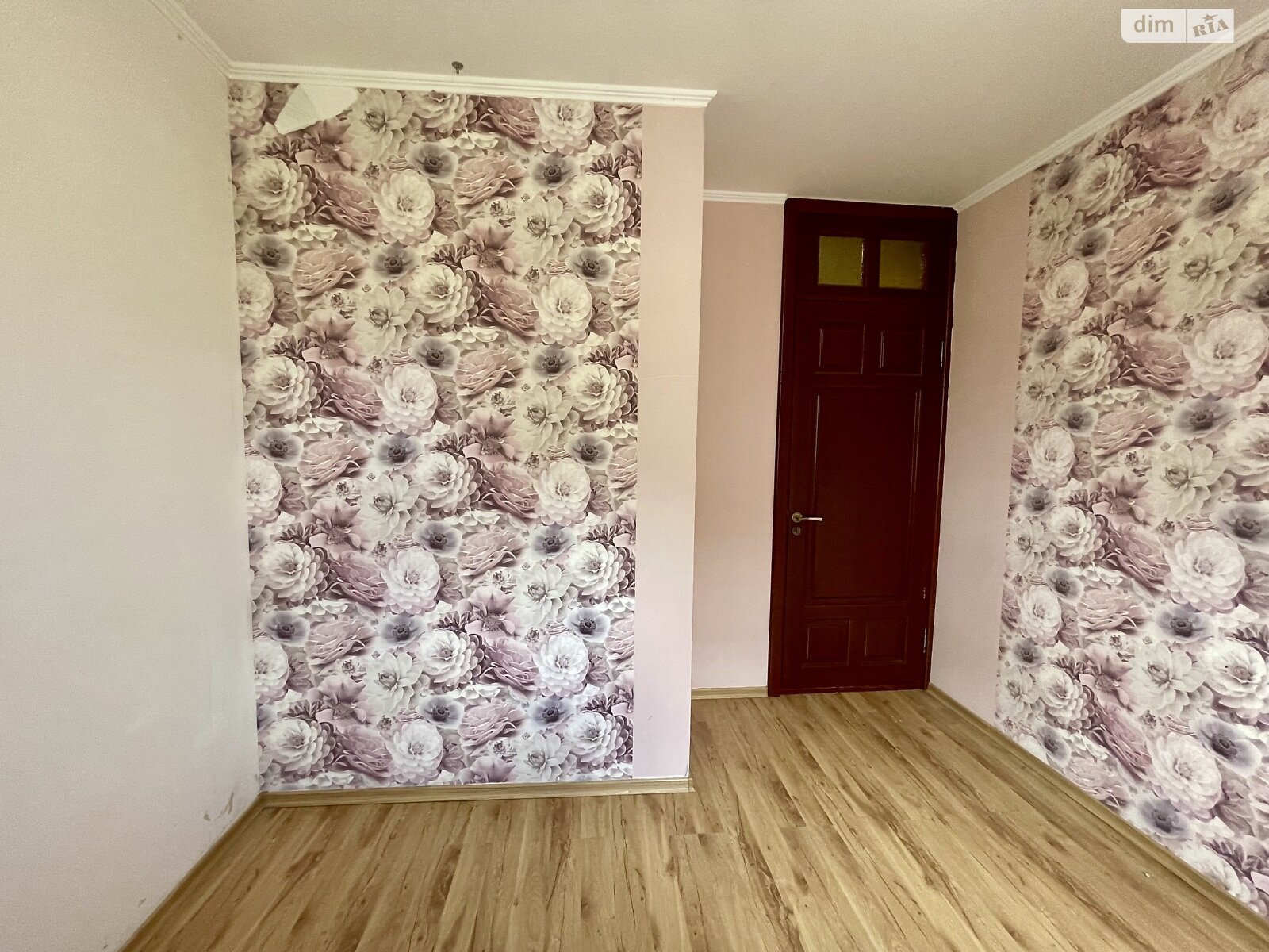 Продаж трикімнатної квартири в Миколаєві, на просп. Центральний, район Центральний фото 1 Продаж трикімнатної квартири в Миколаєві, на просп. Центральний, район Центральний фото 1