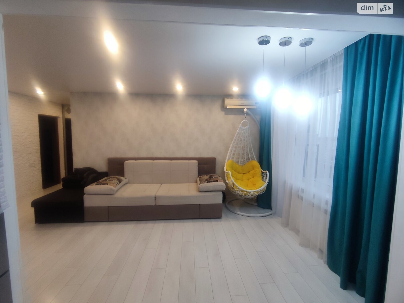 Продажа трехкомнатной квартиры в Николаеве, на просп. Центральный, район Центральный фото 1 Продажа трехкомнатной квартиры в Николаеве, на просп. Центральный, район Центральный фото 1