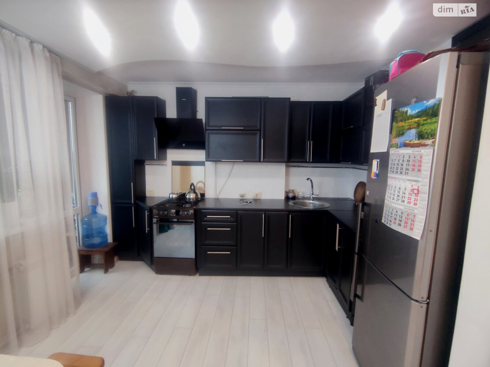 Продажа трехкомнатной квартиры в Николаеве, на просп. Центральный, район Центральный фото 1 Продажа трехкомнатной квартиры в Николаеве, на просп. Центральный, район Центральный фото 1