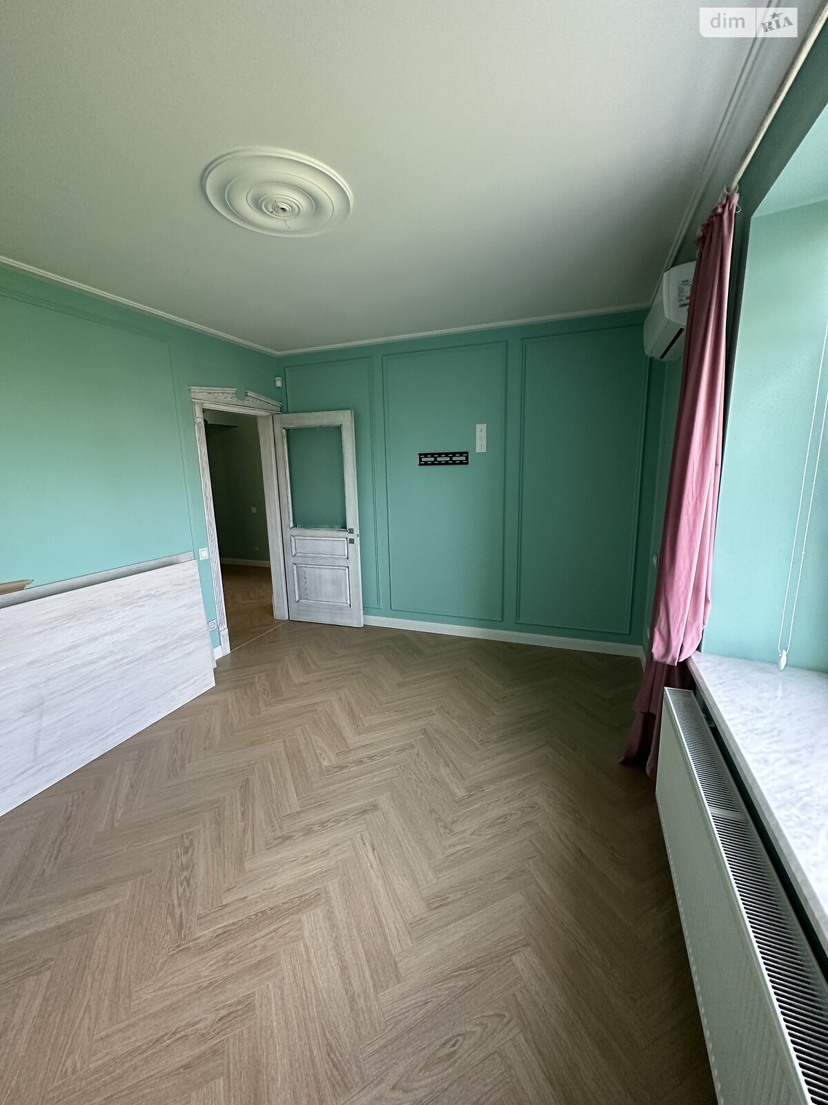 Продаж трикімнатної квартири в Миколаєві, на вул. Захисників Миколаєва, район Центральний фото 1 Продаж трикімнатної квартири в Миколаєві, на вул. Захисників Миколаєва, район Центральний фото 1