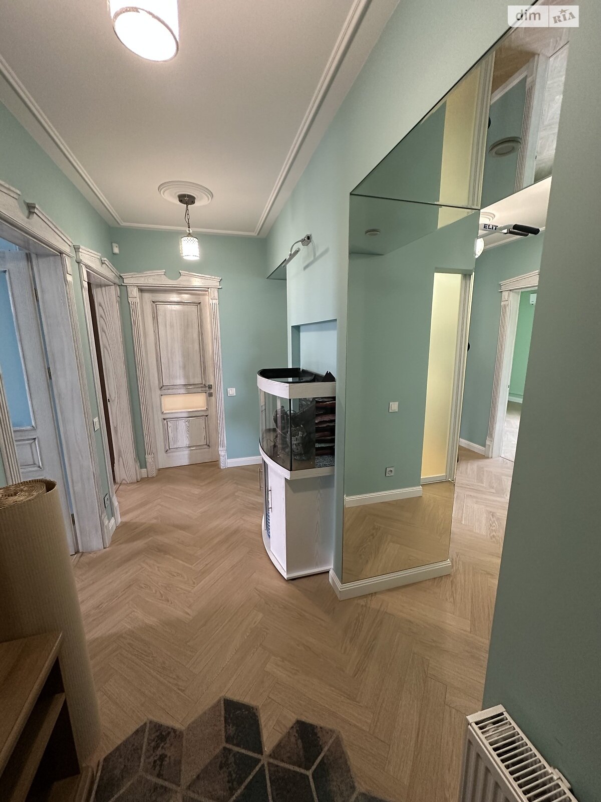 Продаж трикімнатної квартири в Миколаєві, на вул. Захисників Миколаєва, район Центральний фото 1 Продаж трикімнатної квартири в Миколаєві, на вул. Захисників Миколаєва, район Центральний фото 1