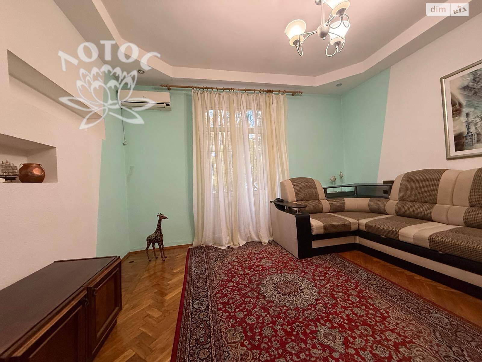 Продаж трикімнатної квартири в Миколаєві, на вул. Захисників Миколаєва, район Центральний фото 1 Продаж трикімнатної квартири в Миколаєві, на вул. Захисників Миколаєва, район Центральний фото 1