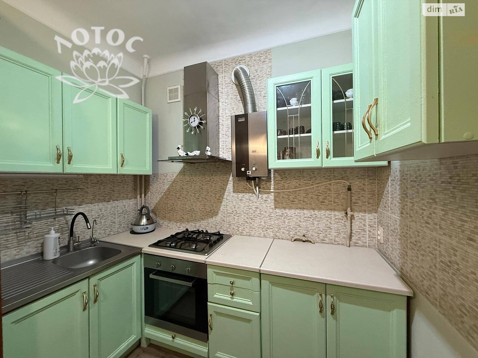 Продаж трикімнатної квартири в Миколаєві, на вул. Захисників Миколаєва, район Центральний фото 1 Продаж трикімнатної квартири в Миколаєві, на вул. Захисників Миколаєва, район Центральний фото 1