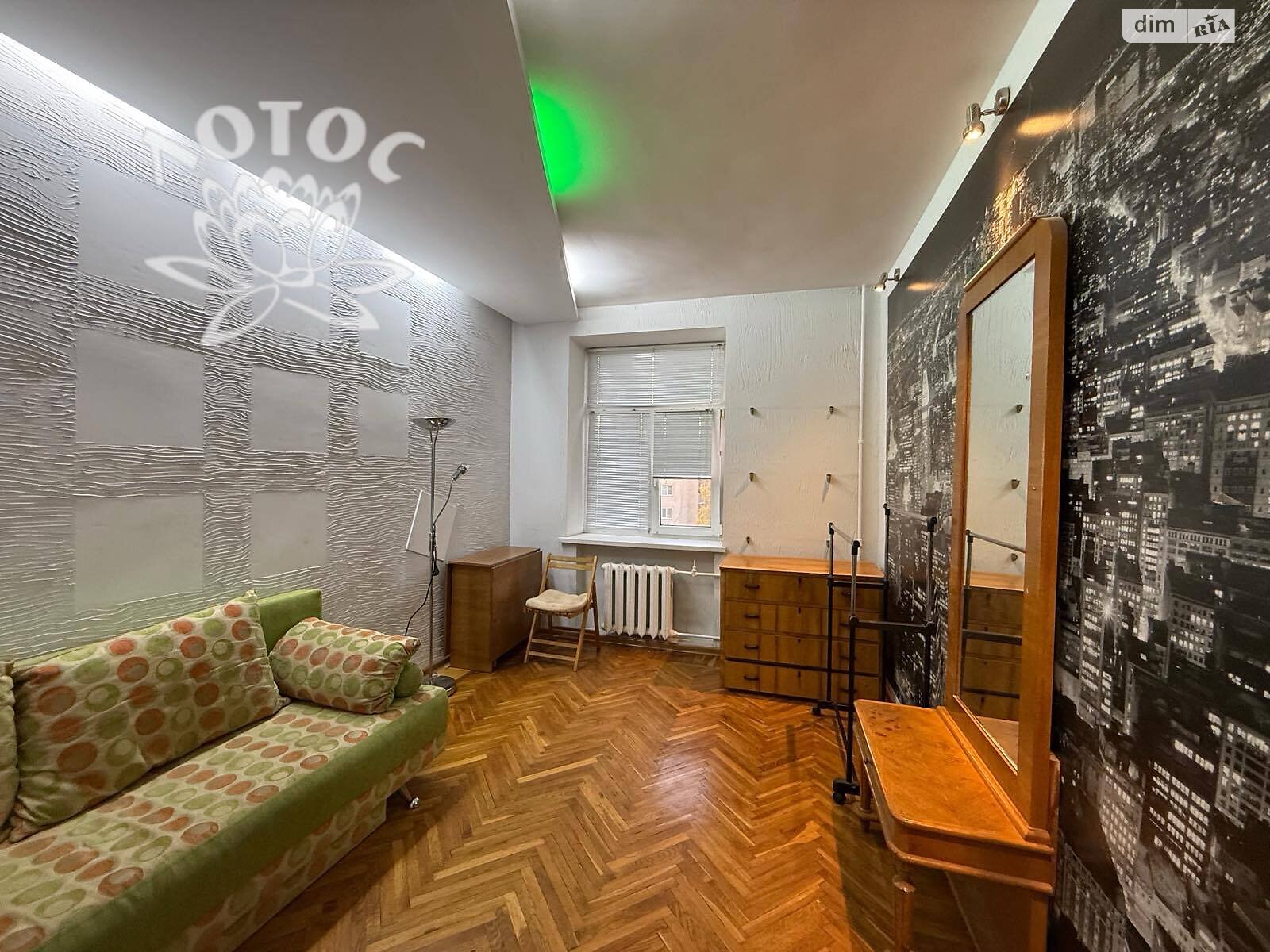 Продаж трикімнатної квартири в Миколаєві, на вул. Захисників Миколаєва, район Центральний фото 1 Продаж трикімнатної квартири в Миколаєві, на вул. Захисників Миколаєва, район Центральний фото 1