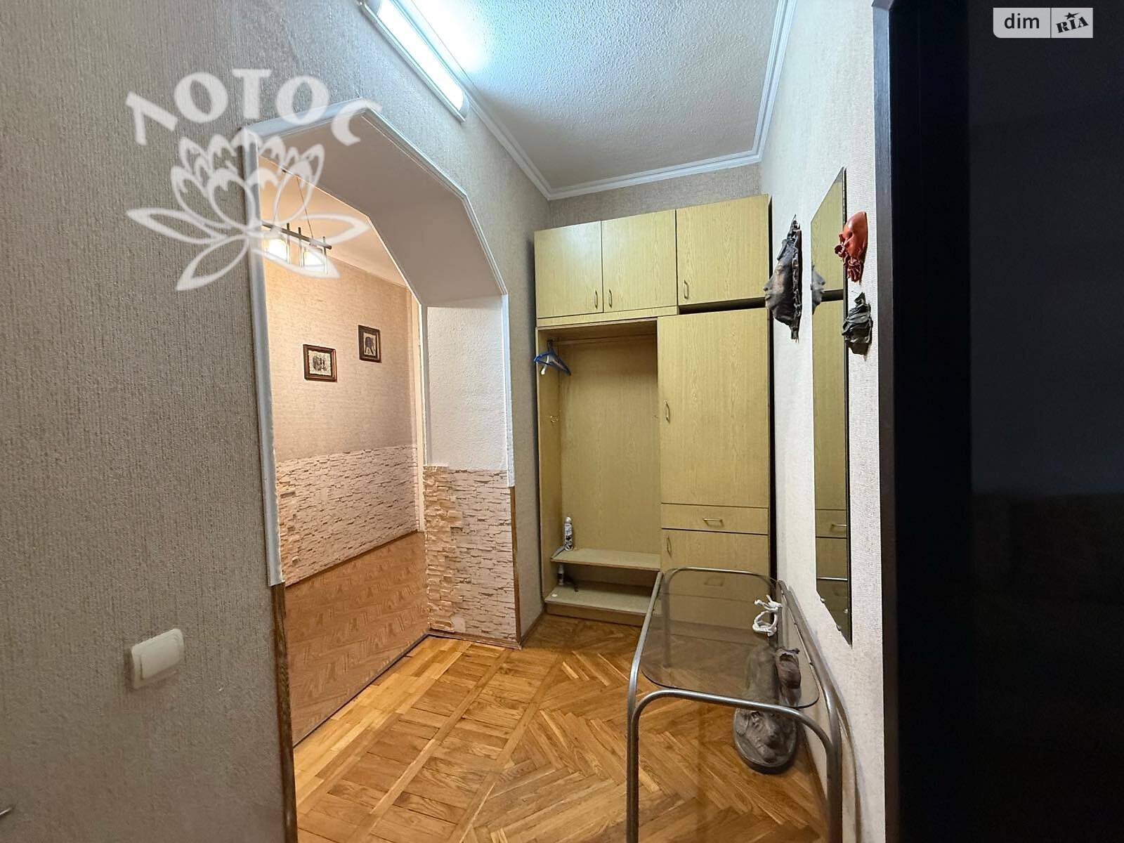 Продаж трикімнатної квартири в Миколаєві, на вул. Захисників Миколаєва, район Центральний фото 1 Продаж трикімнатної квартири в Миколаєві, на вул. Захисників Миколаєва, район Центральний фото 1