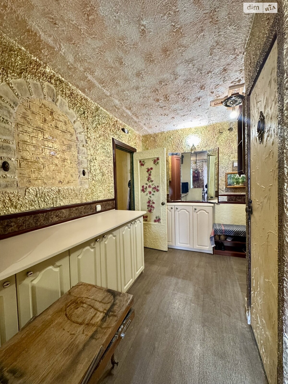 Продажа двухкомнатной квартиры в Николаеве, на ул. Защитников Николаева 25, район Центральный фото 1