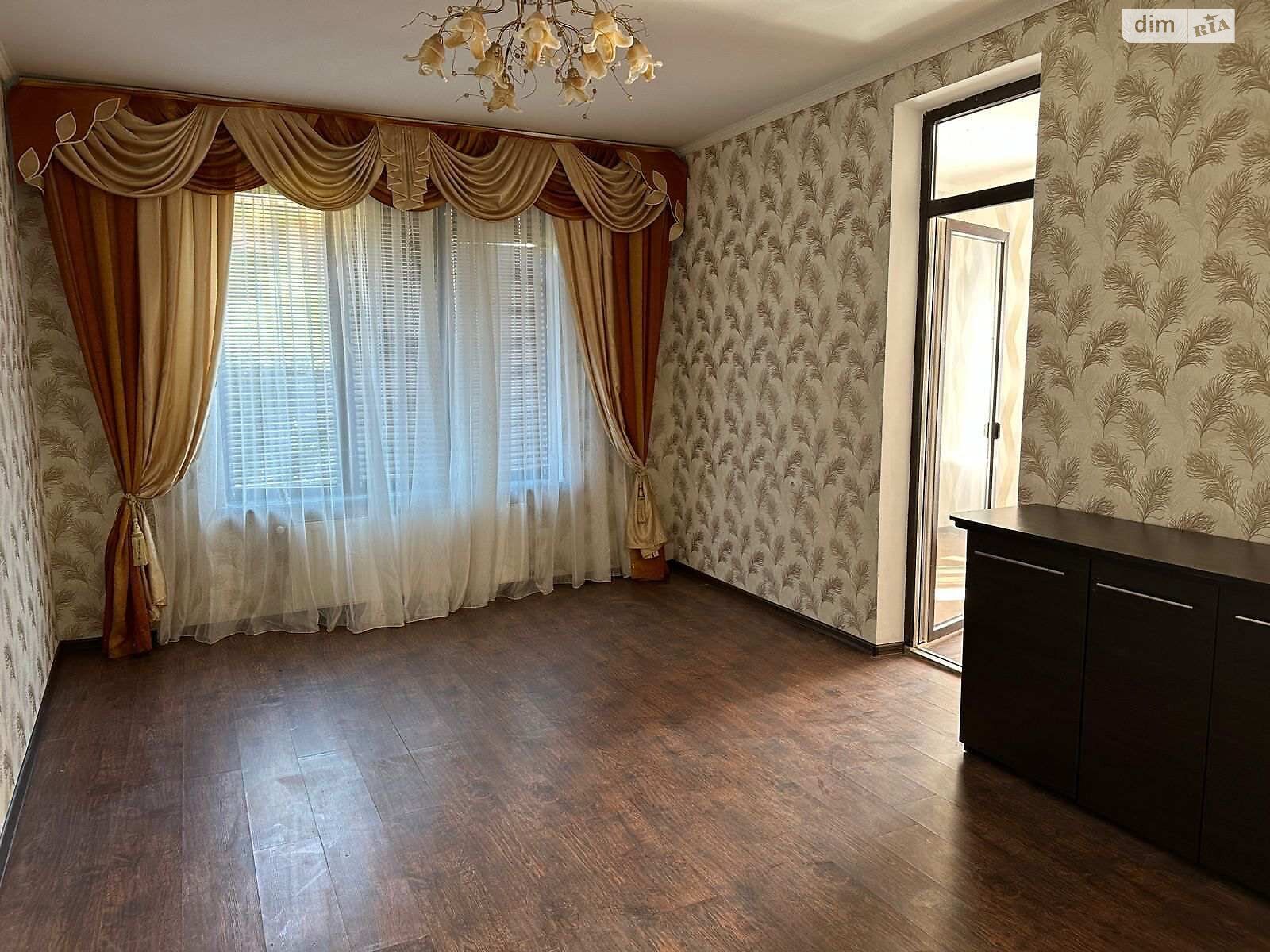 Продаж чотирикімнатної квартири в Миколаєві, на вул. Нікольська, район Центральний фото 1