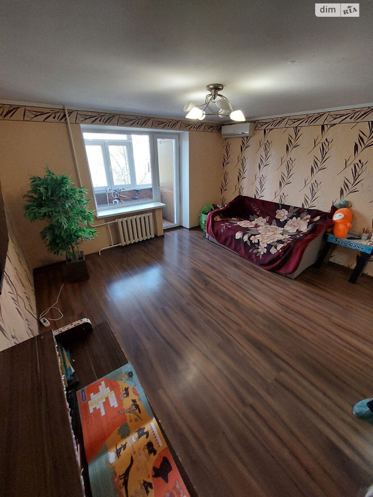 Продажа трехкомнатной квартиры в Николаеве, на ул. Космонавтов, район ЮТЗ фото 1 Продажа трехкомнатной квартиры в Николаеве, на ул. Космонавтов, район ЮТЗ фото 1