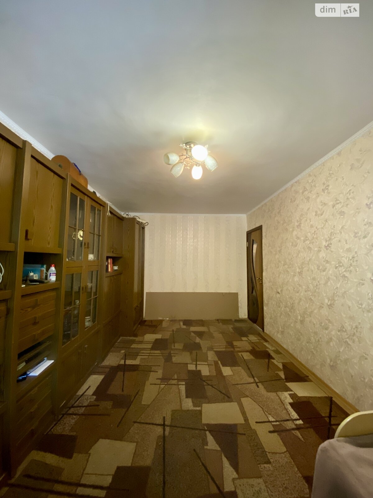 Продажа трехкомнатной квартиры в Николаеве, на ул. Театральная, район ЮТЗ фото 1 Продажа трехкомнатной квартиры в Николаеве, на ул. Театральная, район ЮТЗ фото 1