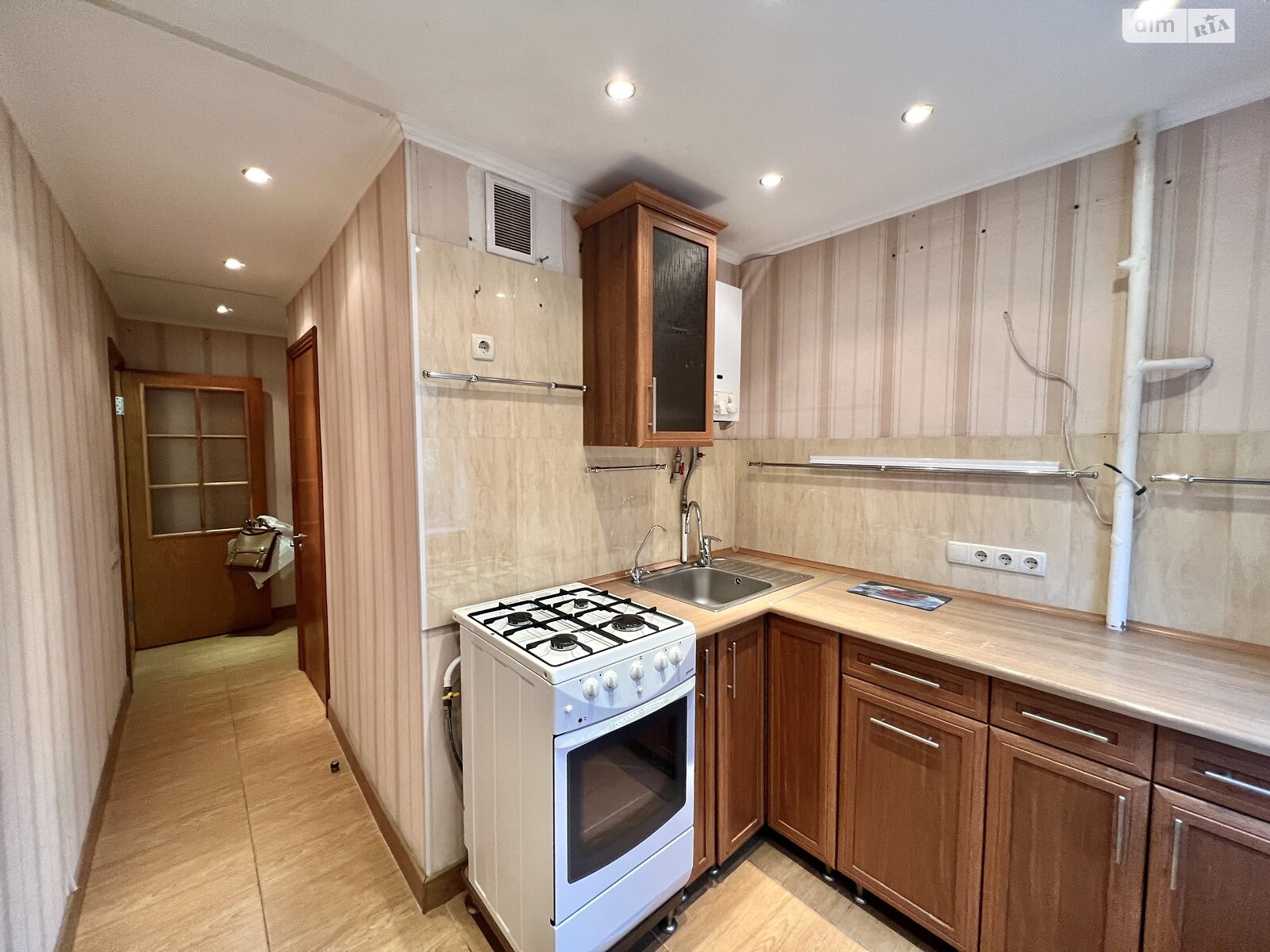 Продаж двокімнатної квартири в Миколаєві, на вул. Театральна 33, район ЮТЗ фото 1 Продаж двокімнатної квартири в Миколаєві, на вул. Театральна 33, район ЮТЗ фото 1