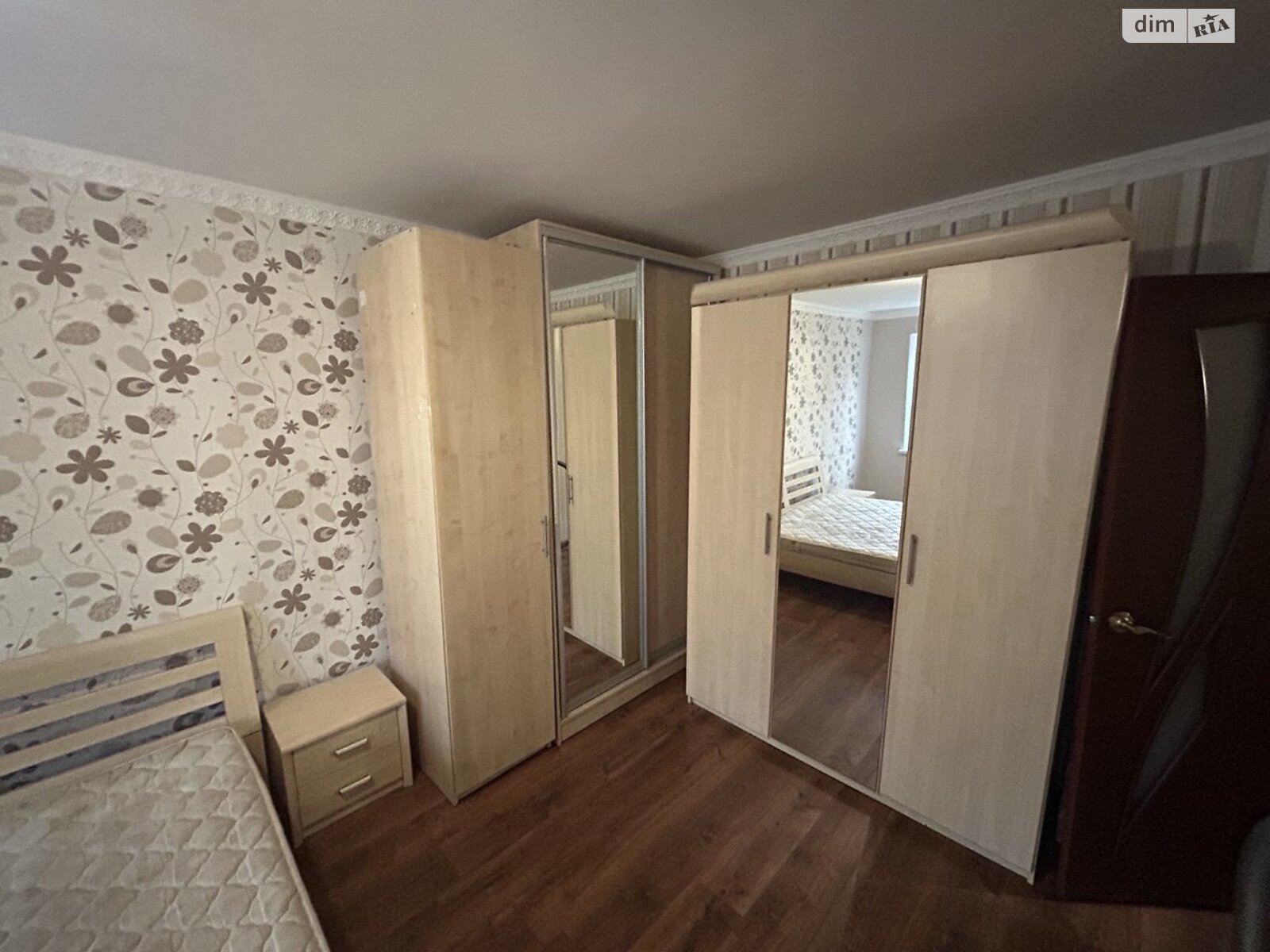 Продажа трехкомнатной квартиры в Николаеве, на ул. Южная 54, район ЮТЗ фото 1 Продажа трехкомнатной квартиры в Николаеве, на ул. Южная 54, район ЮТЗ фото 1