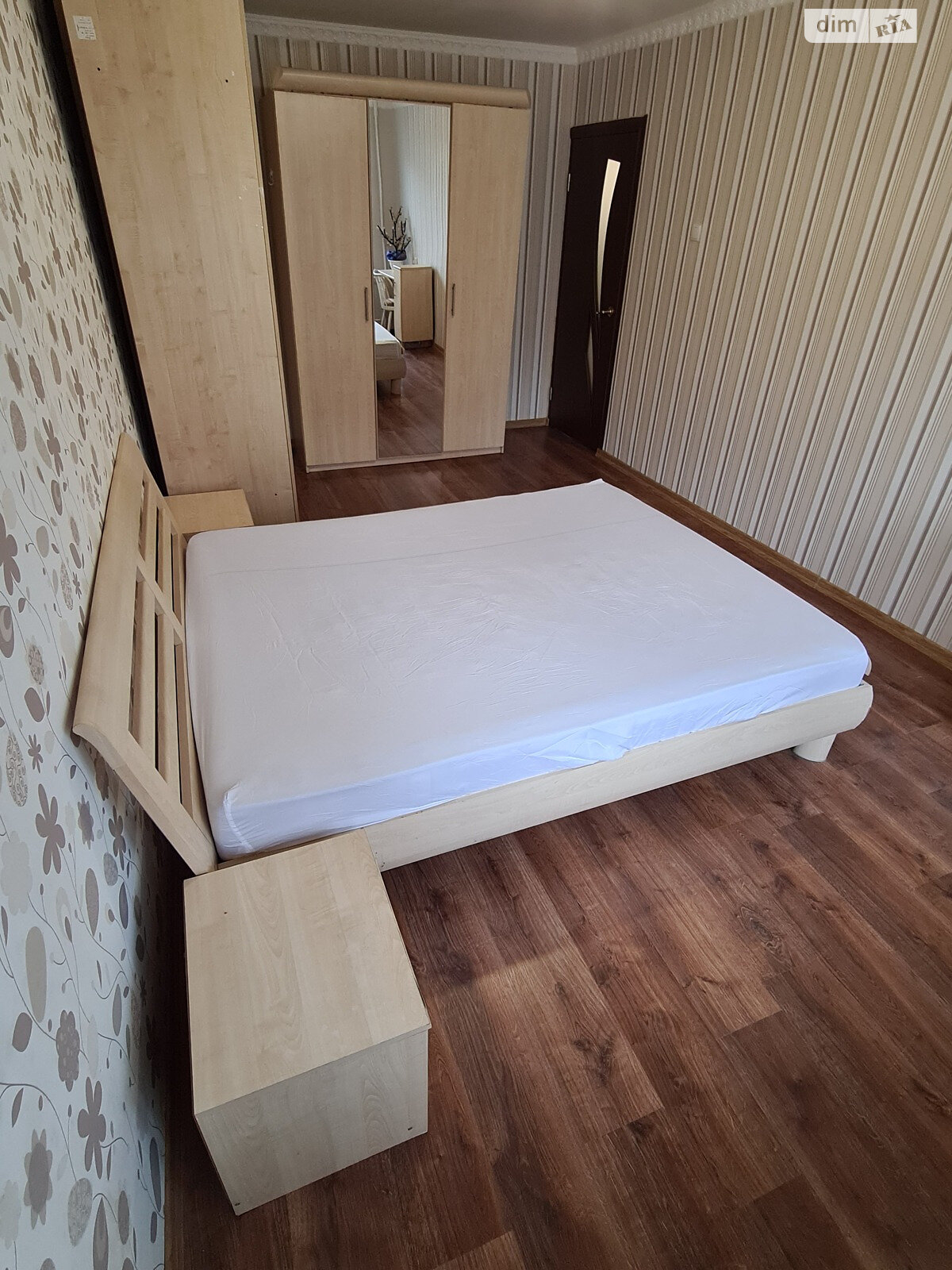 Продажа трехкомнатной квартиры в Николаеве, на ул. Южная 54, район ЮТЗ фото 1 Продажа трехкомнатной квартиры в Николаеве, на ул. Южная 54, район ЮТЗ фото 1