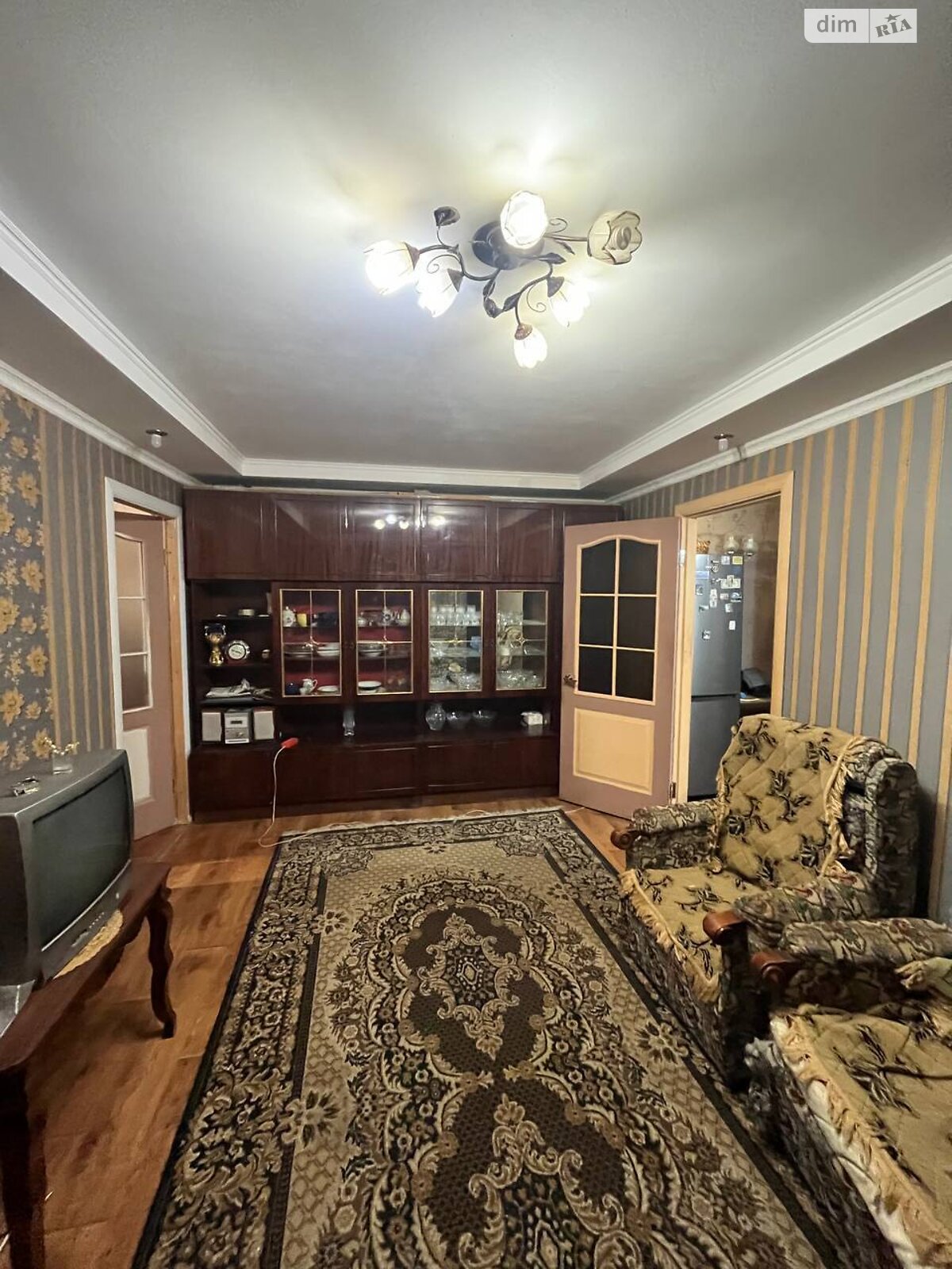 Продаж трикімнатної квартири в Миколаєві, на вул. Південна 37, район ЮТЗ фото 1