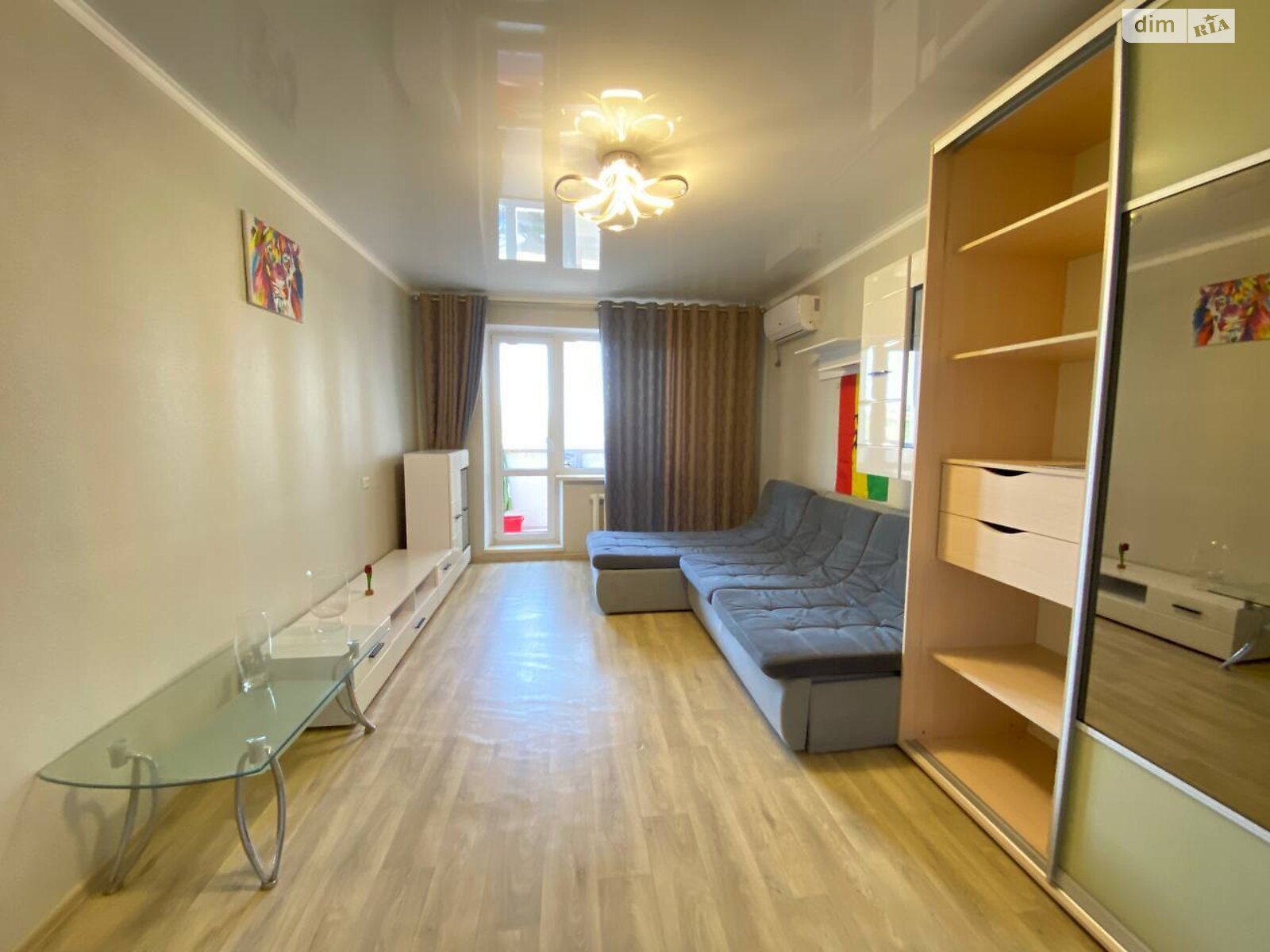 Продажа двухкомнатной квартиры в Николаеве, на ул. Евгения Логинова 52, район Заводской фото 1 Продажа двухкомнатной квартиры в Николаеве, на ул. Евгения Логинова 52, район Заводской фото 1