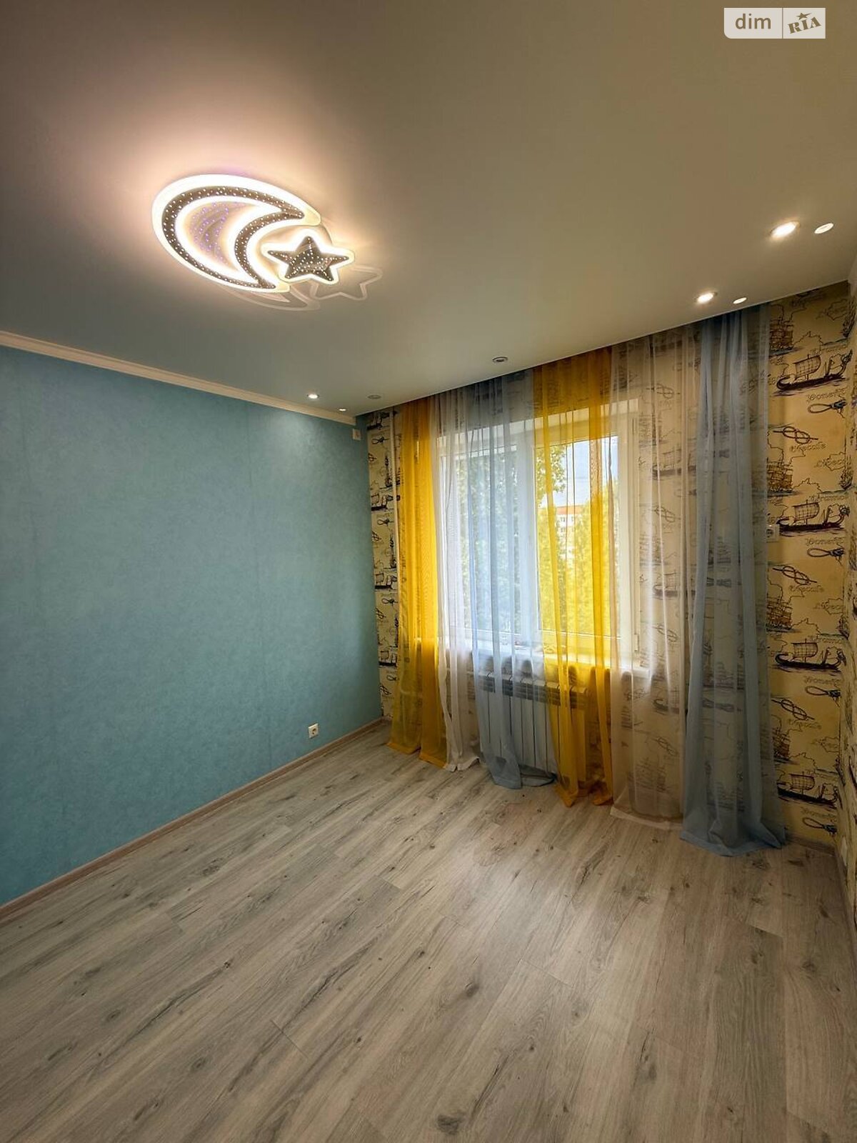 Продажа трехкомнатной квартиры в Николаеве, на ул. Евгения Логинова 48, район Заводской фото 1