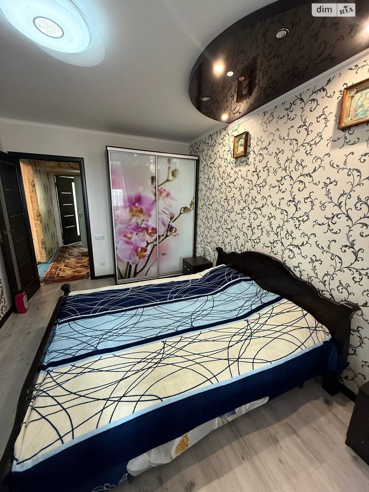 Продажа трехкомнатной квартиры в Николаеве, на ул. Евгения Логинова 48, район Заводской фото 1