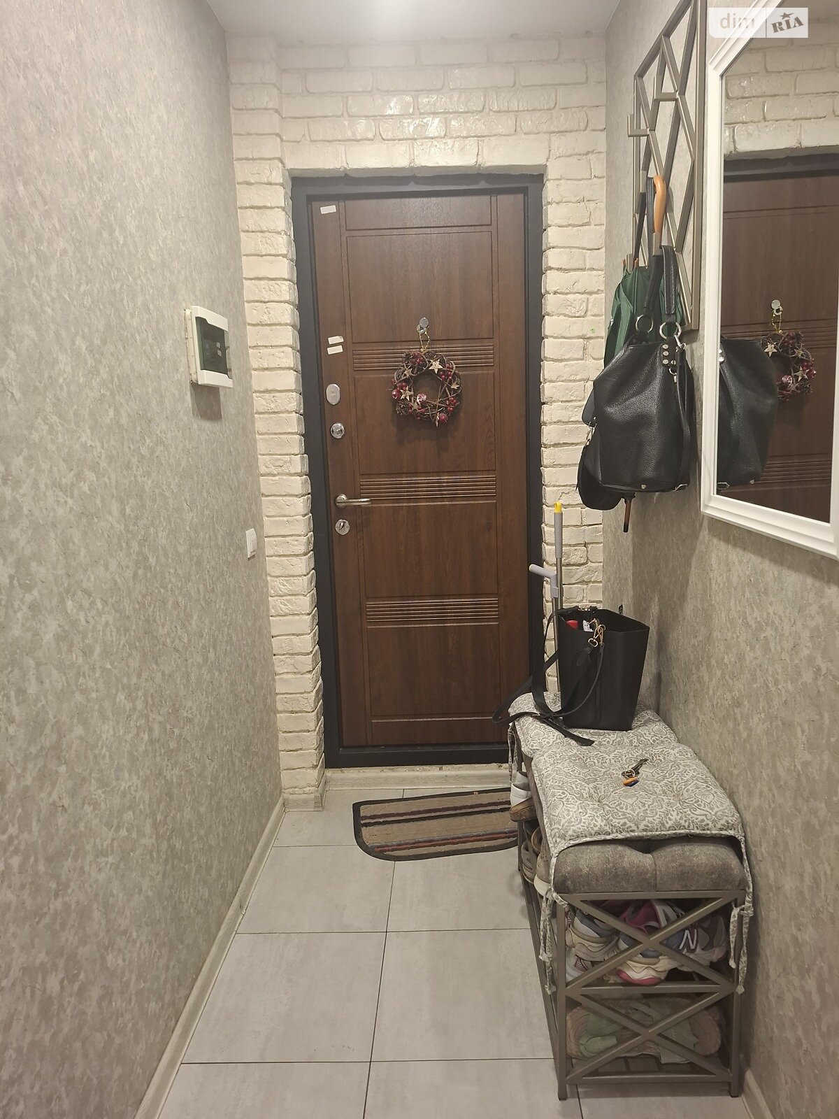 Продаж двокімнатної квартири в Миколаєві, на вул. Генерала Алмазова 63, район Заводський фото 1 Продаж двокімнатної квартири в Миколаєві, на вул. Генерала Алмазова 63, район Заводський фото 1
