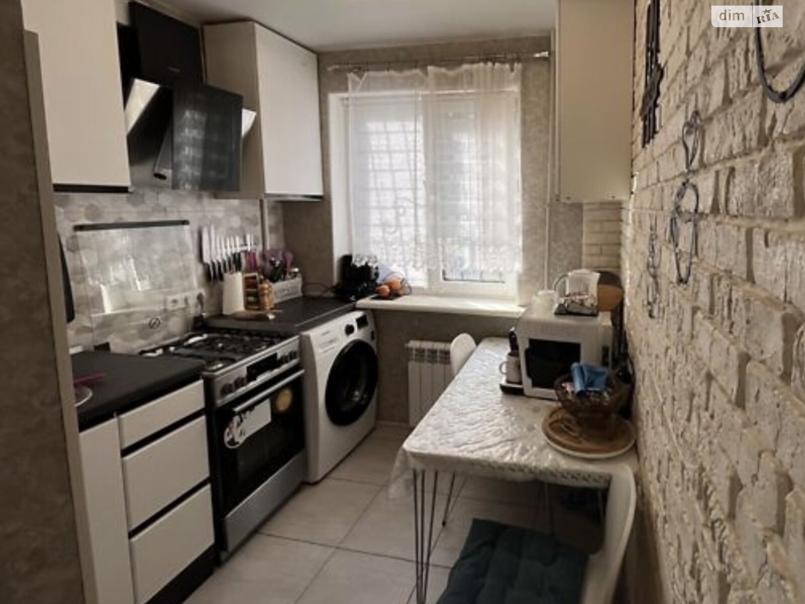 Продажа двухкомнатной квартиры в Николаеве, на ул. Генерала Алмазова 63, кв. 46, район Заводской фото 1 Продажа двухкомнатной квартиры в Николаеве, на ул. Генерала Алмазова 63, кв. 46, район Заводской фото 1