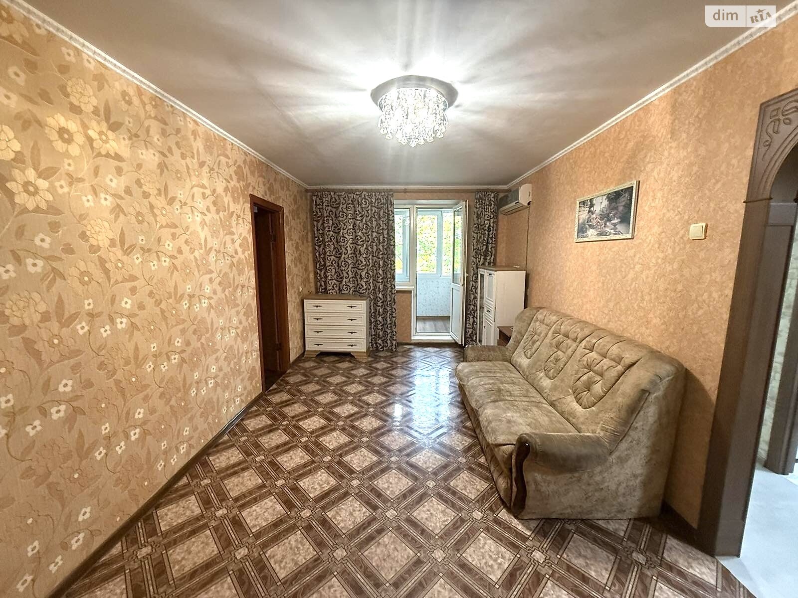 Продажа трехкомнатной квартиры в Николаеве, на ул. Генерала Алмазова, район Заводской фото 1 Продажа трехкомнатной квартиры в Николаеве, на ул. Генерала Алмазова, район Заводской фото 1