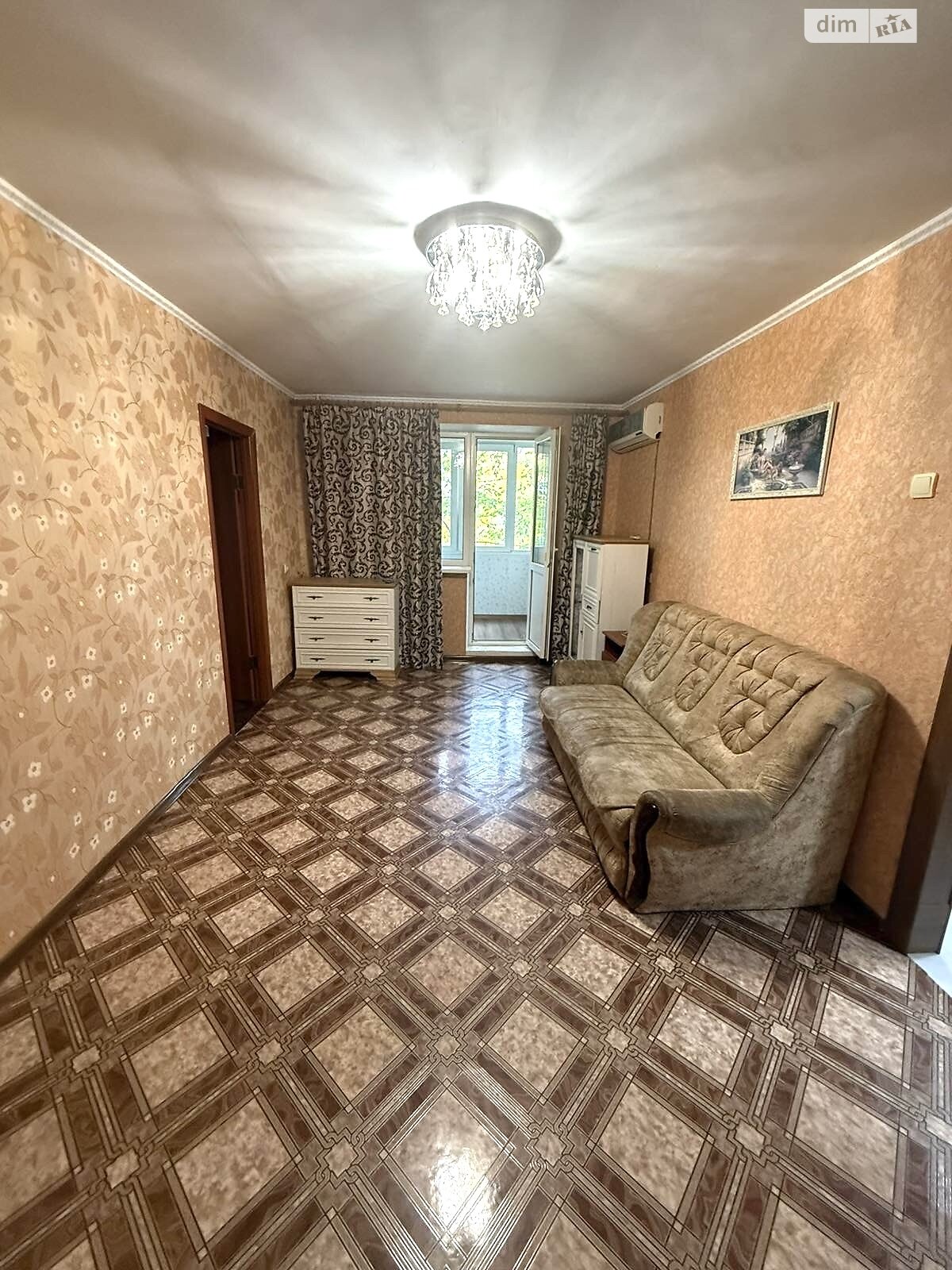 Продажа трехкомнатной квартиры в Николаеве, на ул. Генерала Алмазова, район Заводской фото 1 Продажа трехкомнатной квартиры в Николаеве, на ул. Генерала Алмазова, район Заводской фото 1