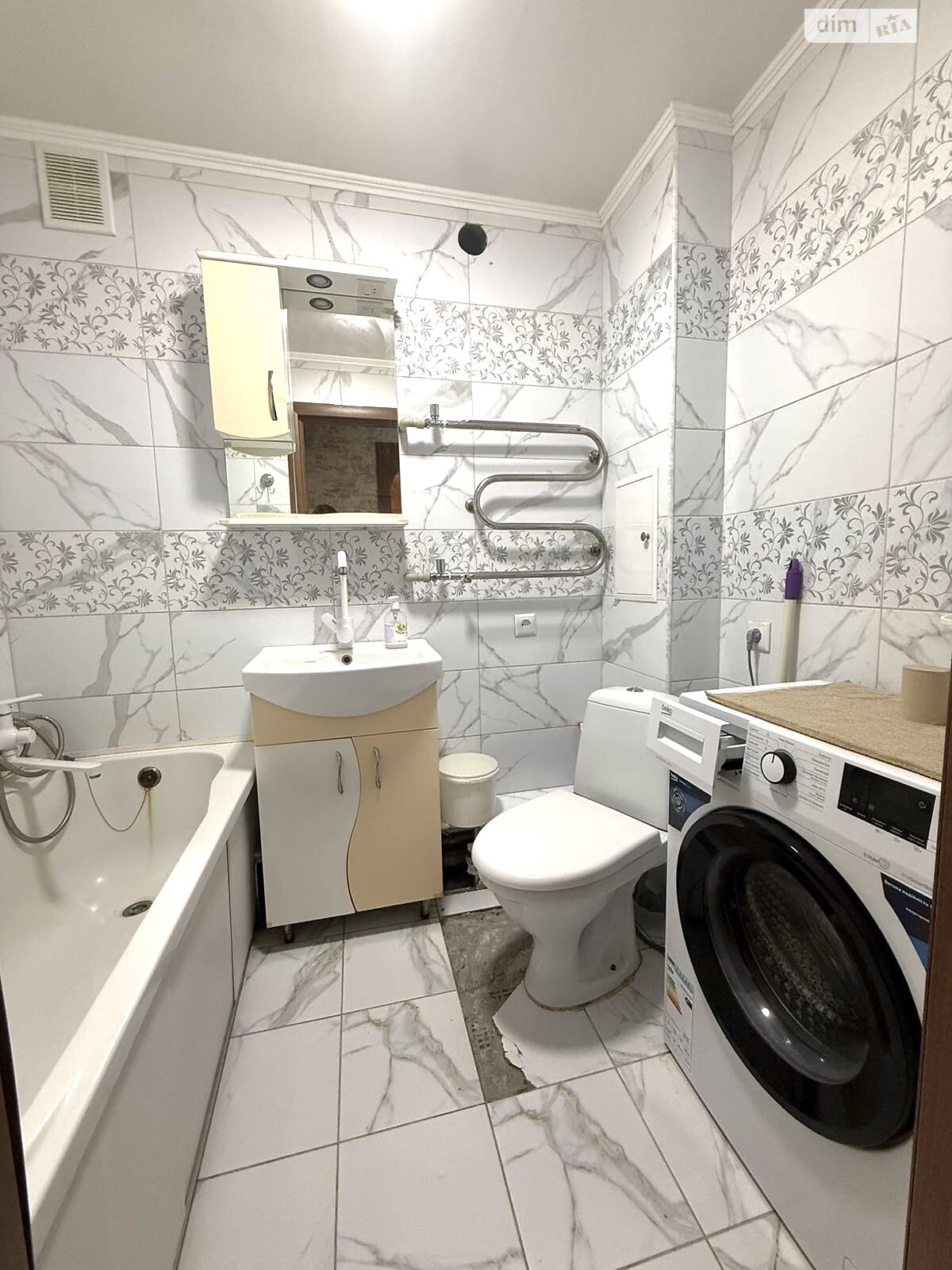 Продажа трехкомнатной квартиры в Николаеве, на ул. Генерала Алмазова, район Заводской фото 1 Продажа трехкомнатной квартиры в Николаеве, на ул. Генерала Алмазова, район Заводской фото 1