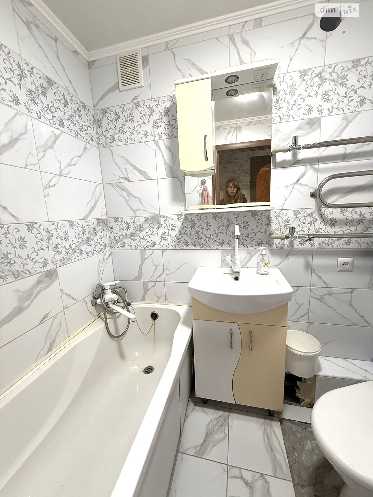 Продажа трехкомнатной квартиры в Николаеве, на ул. Генерала Алмазова, район Заводской фото 1 Продажа трехкомнатной квартиры в Николаеве, на ул. Генерала Алмазова, район Заводской фото 1