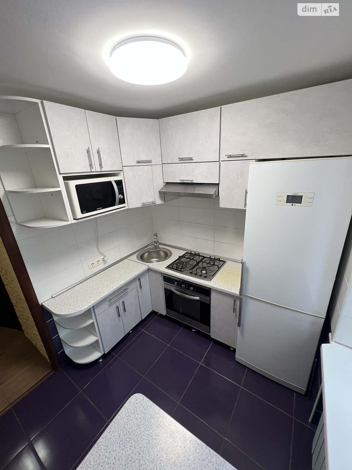 Продаж трикімнатної квартири в Миколаєві, на вул. Генерала Алмазова 45, кв. 61, район Заводський фото 1 Продаж трикімнатної квартири в Миколаєві, на вул. Генерала Алмазова 45, кв. 61, район Заводський фото 1