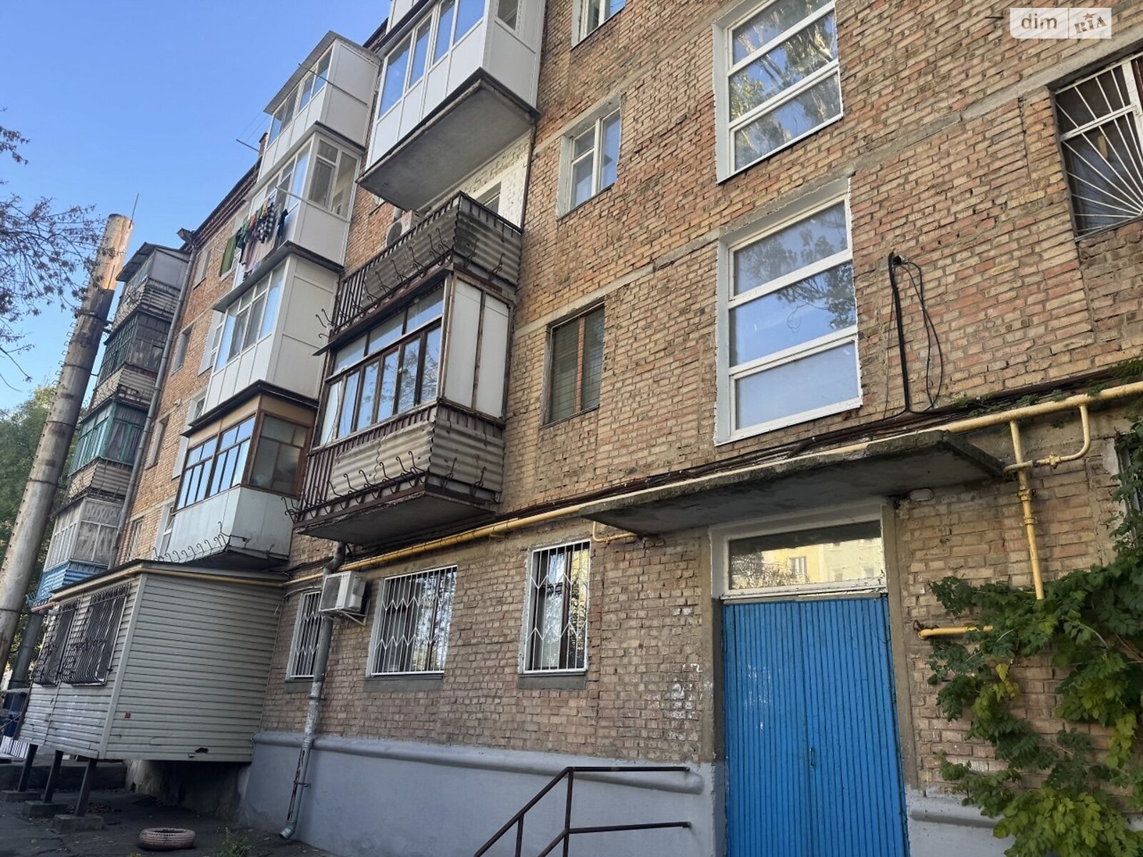 Продажа трехкомнатной квартиры в Николаеве, на ул. Генерала Алмазова, район Заводской фото 1 Продажа трехкомнатной квартиры в Николаеве, на ул. Генерала Алмазова, район Заводской фото 1