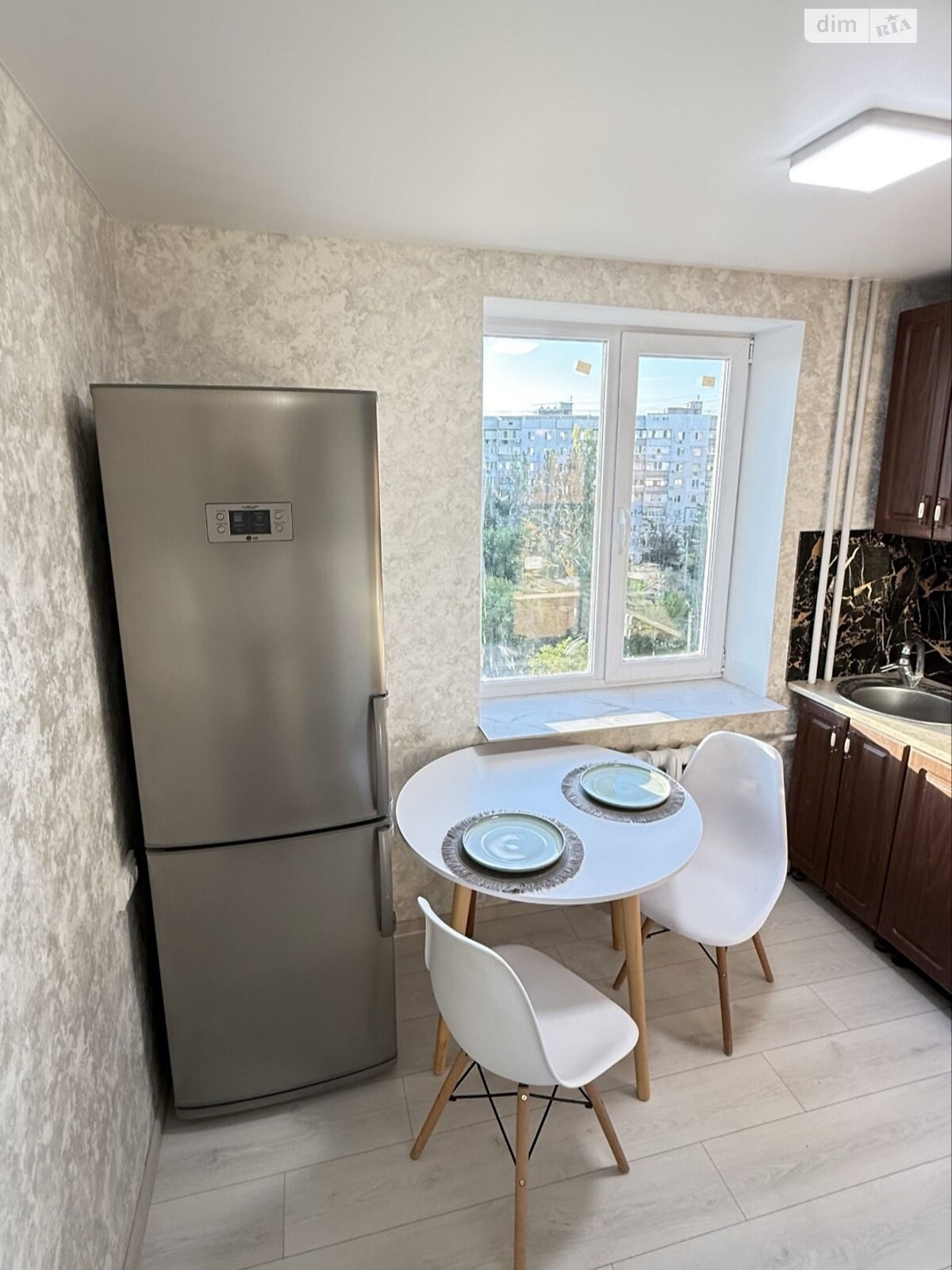 Продажа однокомнатной квартиры в Николаеве, на ул. Генерала Алмазова 12Б, район Заводской фото 1 Продажа однокомнатной квартиры в Николаеве, на ул. Генерала Алмазова 12Б, район Заводской фото 1